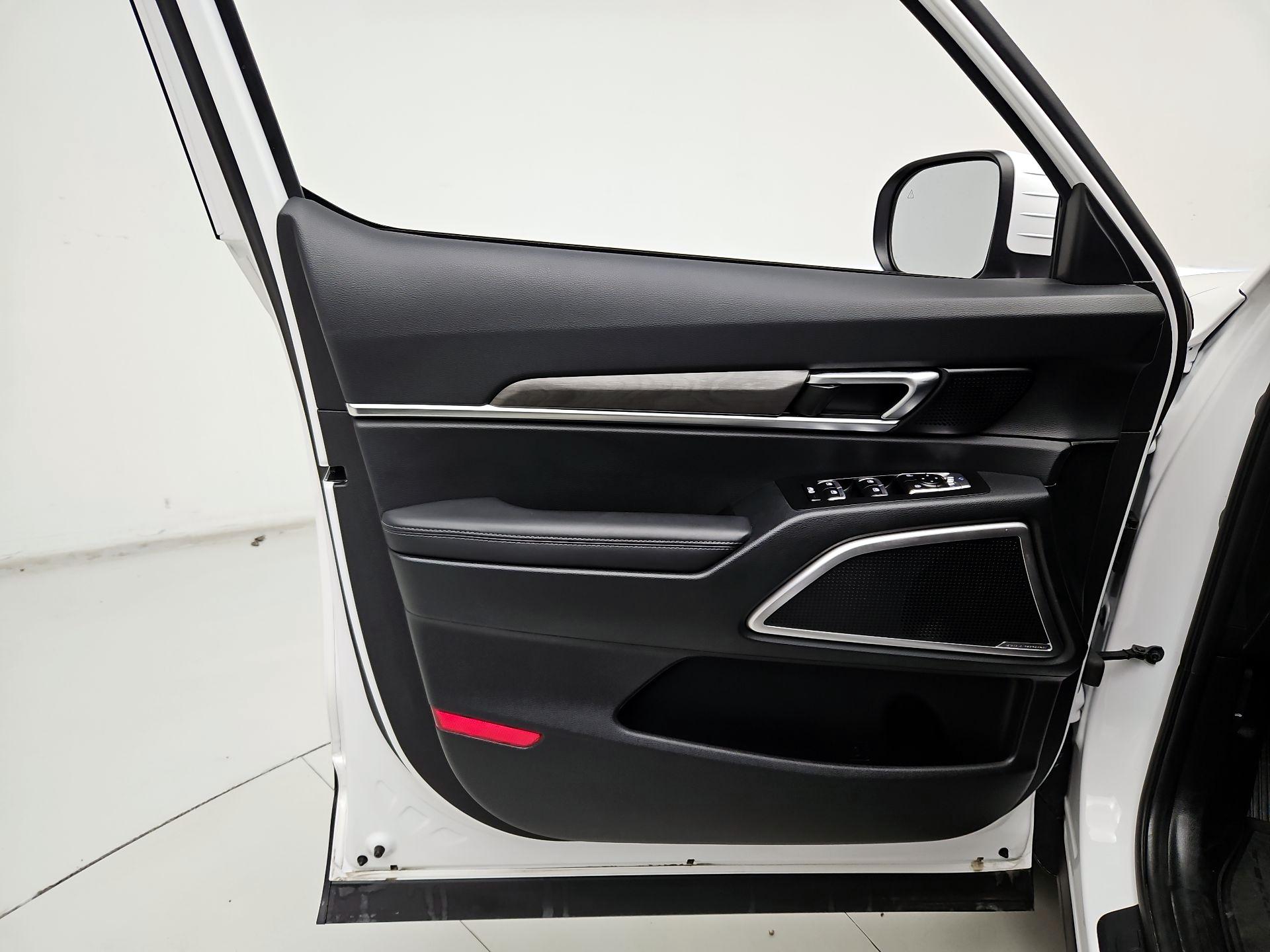 Thumbnail: 2025 Kia Telluride - 12