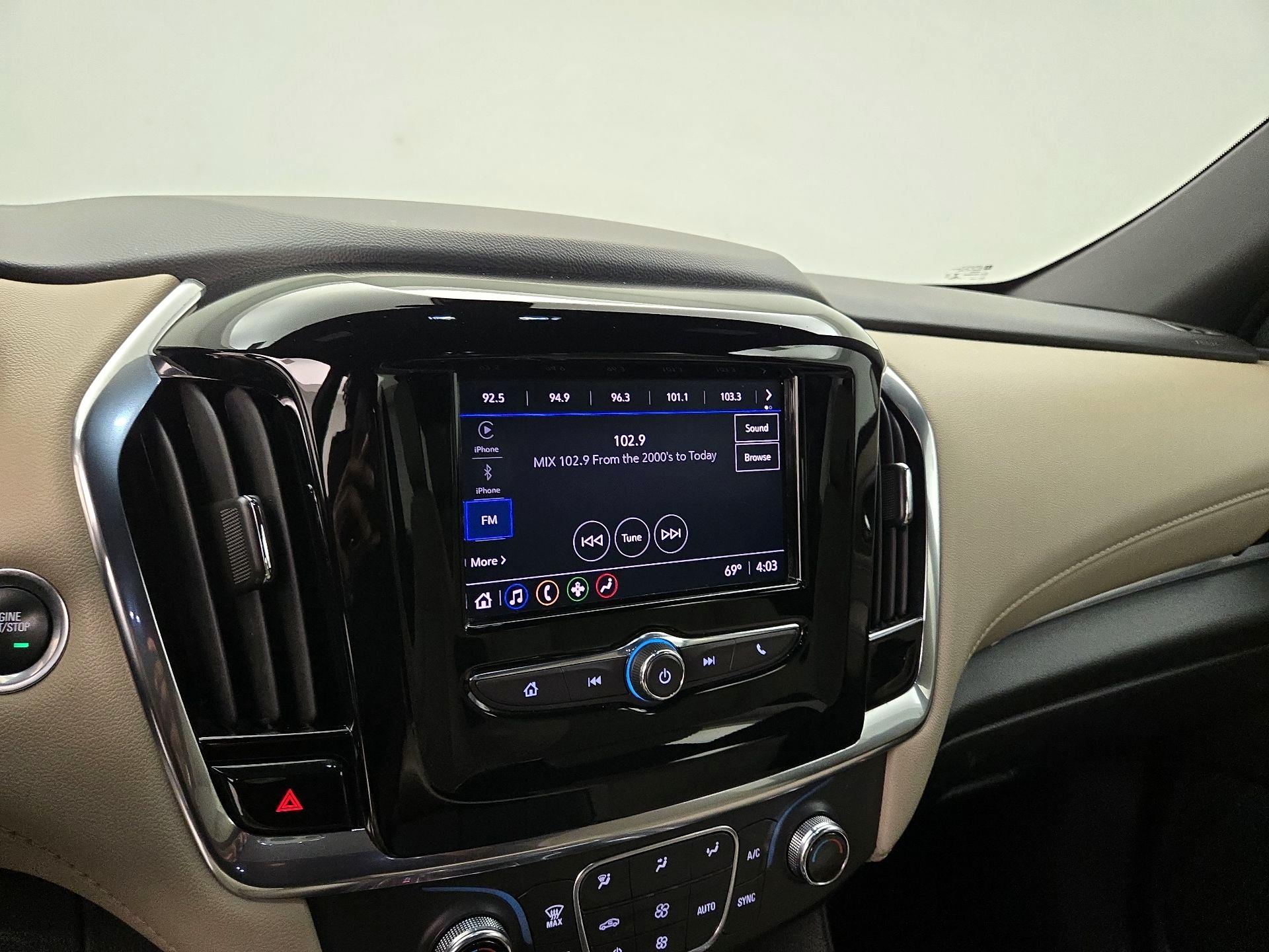 Thumbnail: 2022 Chevrolet Traverse - 15