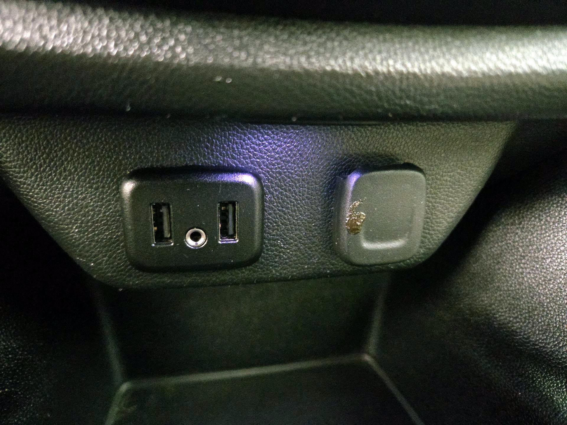 Thumbnail: 2022 Chevrolet Traverse - 18