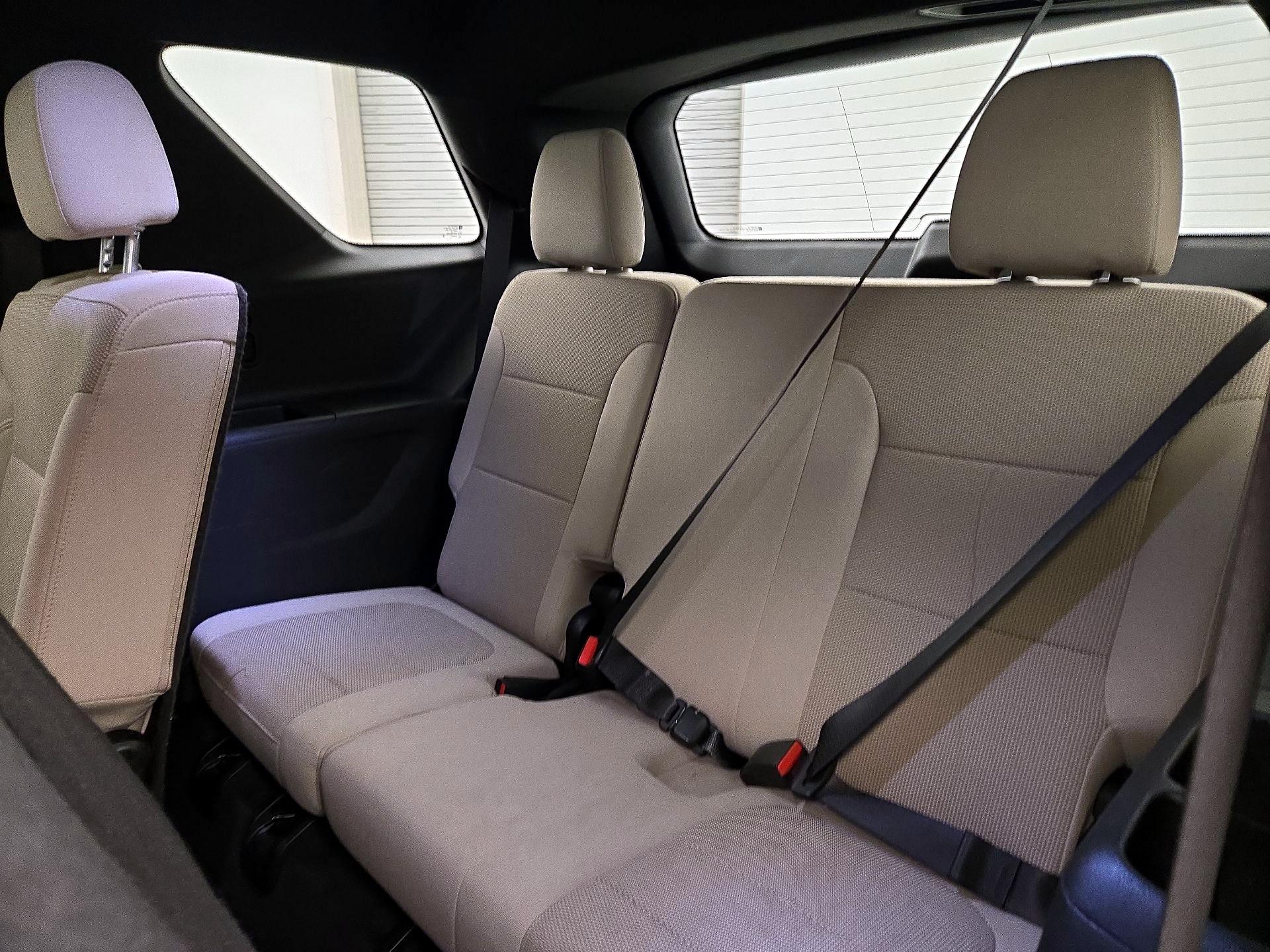 Thumbnail: 2022 Chevrolet Traverse - 20