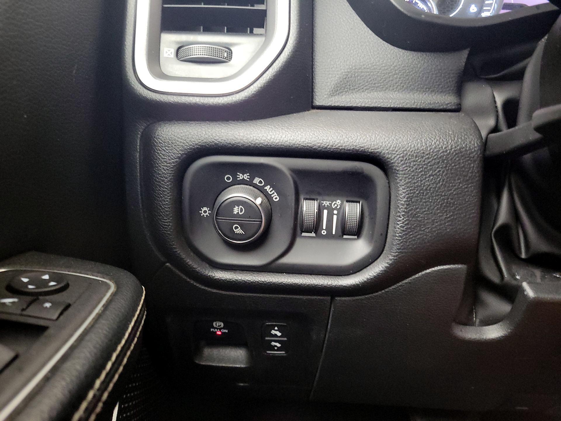 Thumbnail: 2022 RAM 1500 - 13