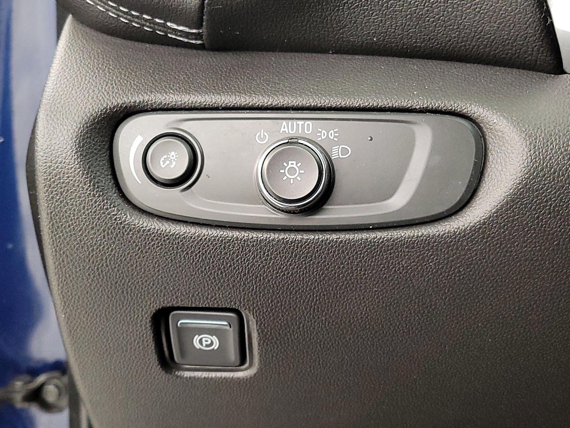 Thumbnail: 2023 Chevrolet Blazer - 13