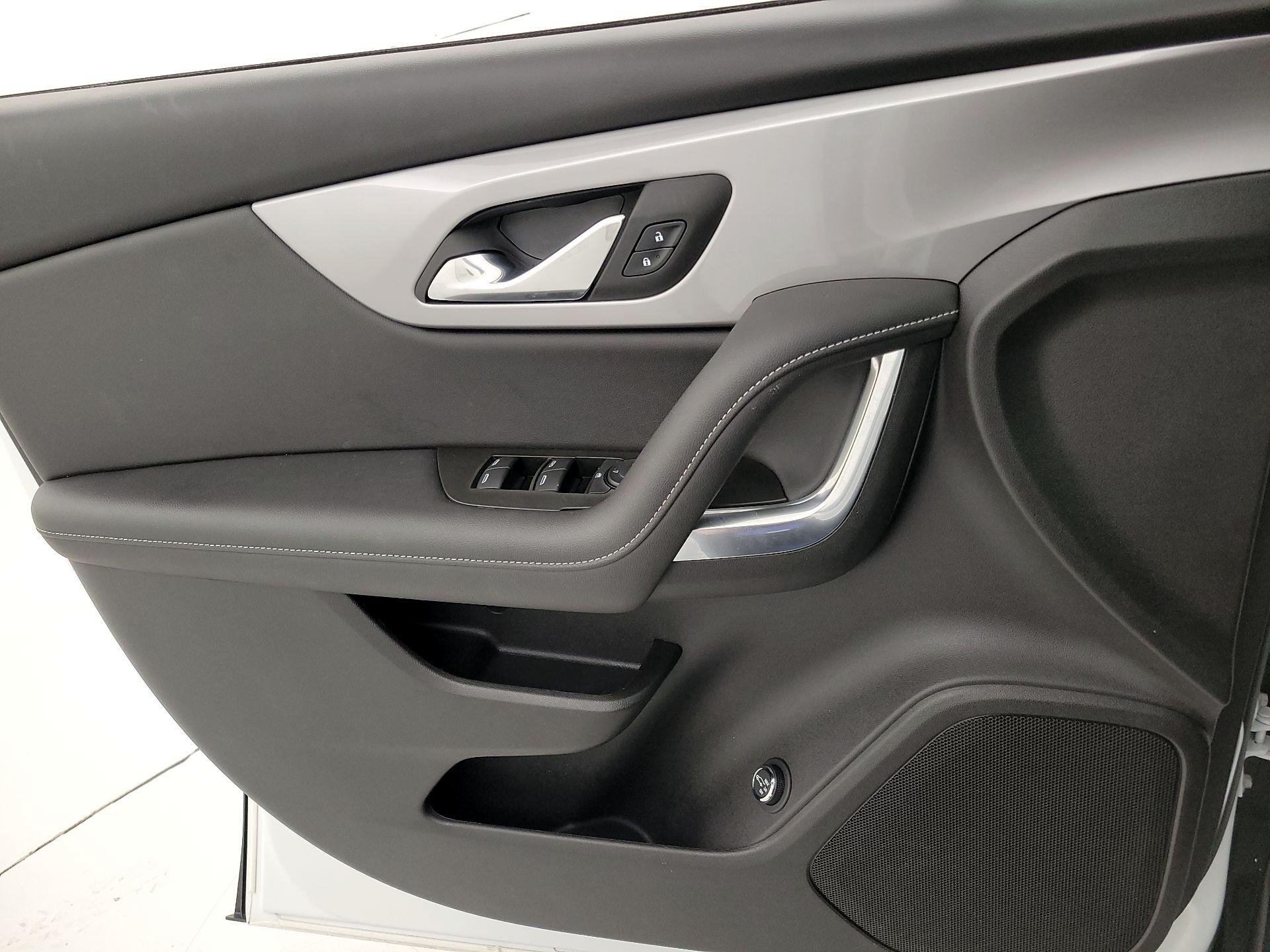 Thumbnail: 2024 Chevrolet Blazer - 12