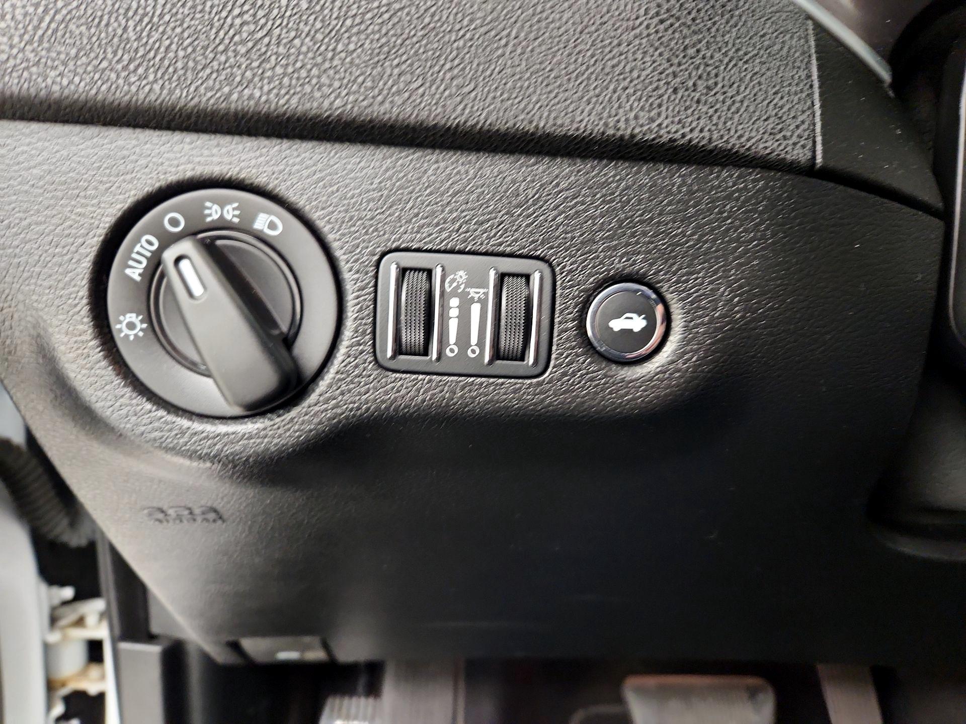 Thumbnail: 2022 Dodge Charger - 13