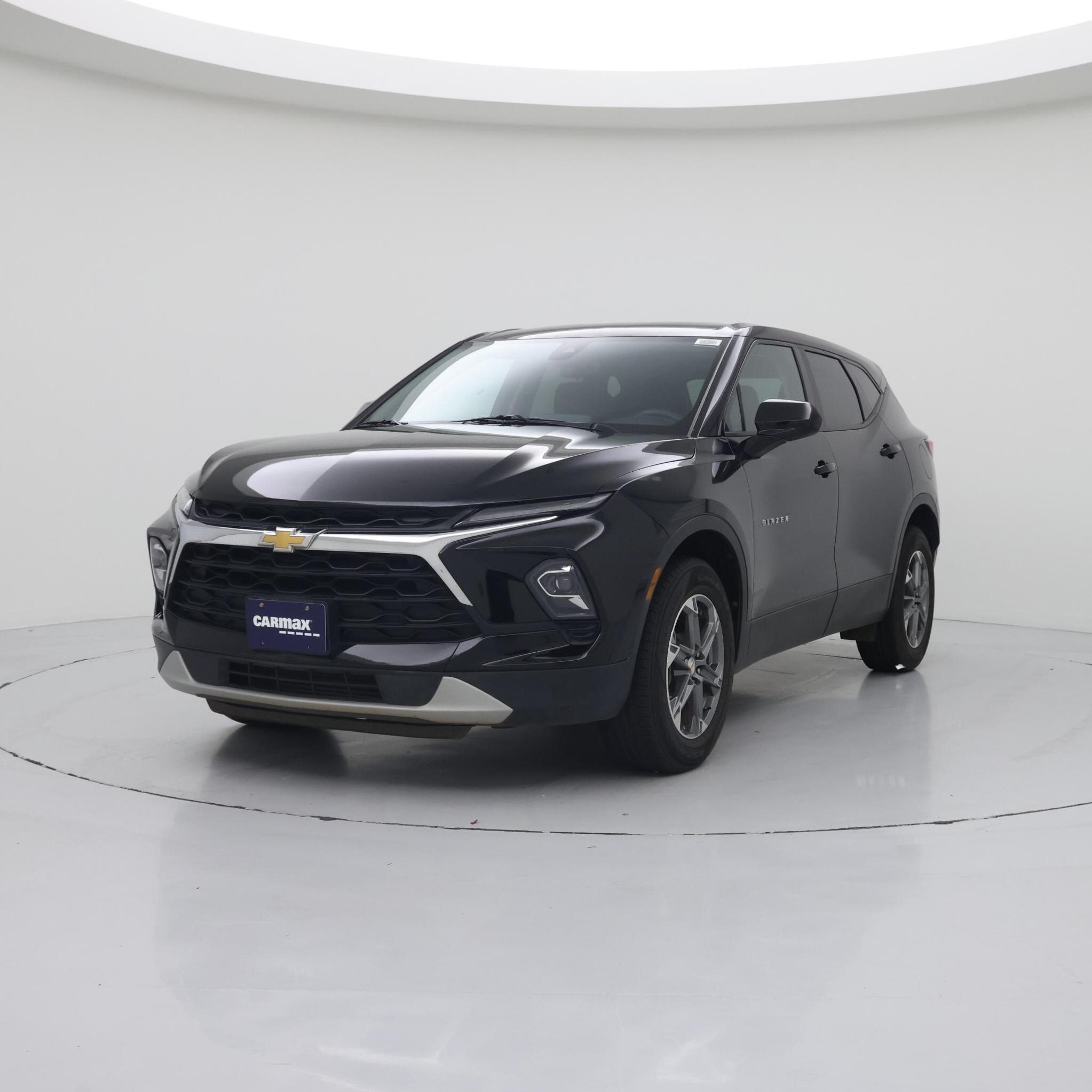 Thumbnail: 2023 Chevrolet Blazer - 4