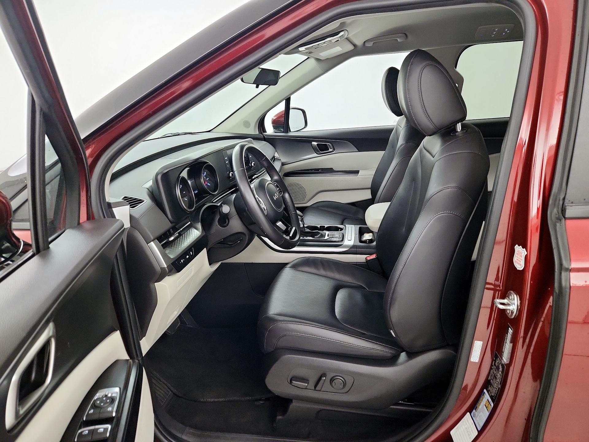 Thumbnail: 2024 Kia Carnival - 11