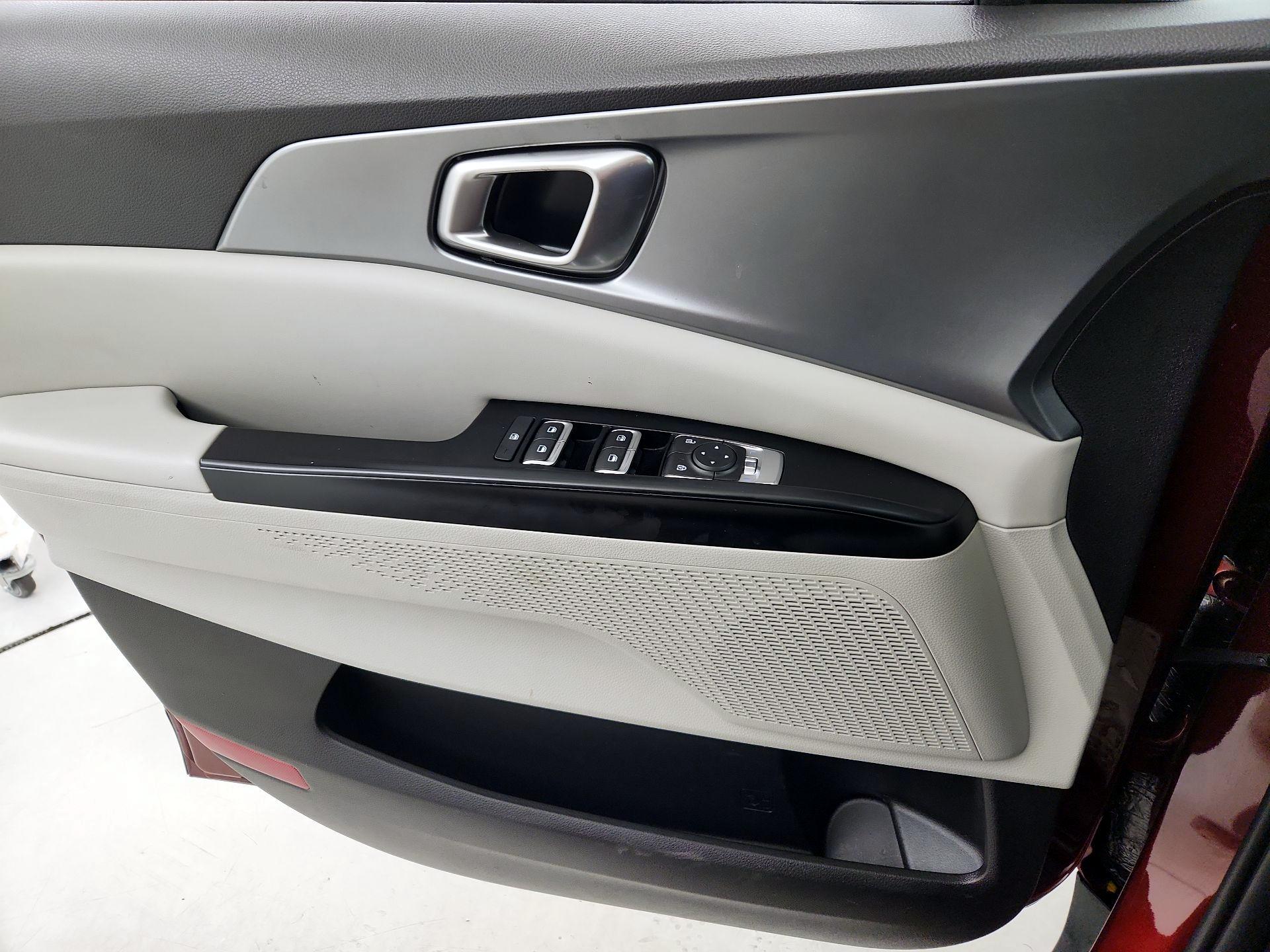 Thumbnail: 2024 Kia Carnival - 12