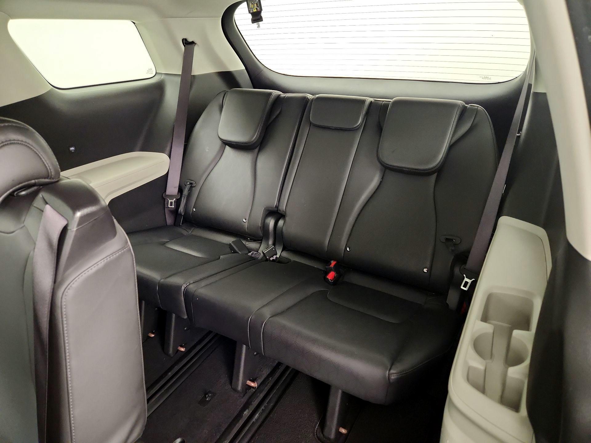 Thumbnail: 2024 Kia Carnival - 20