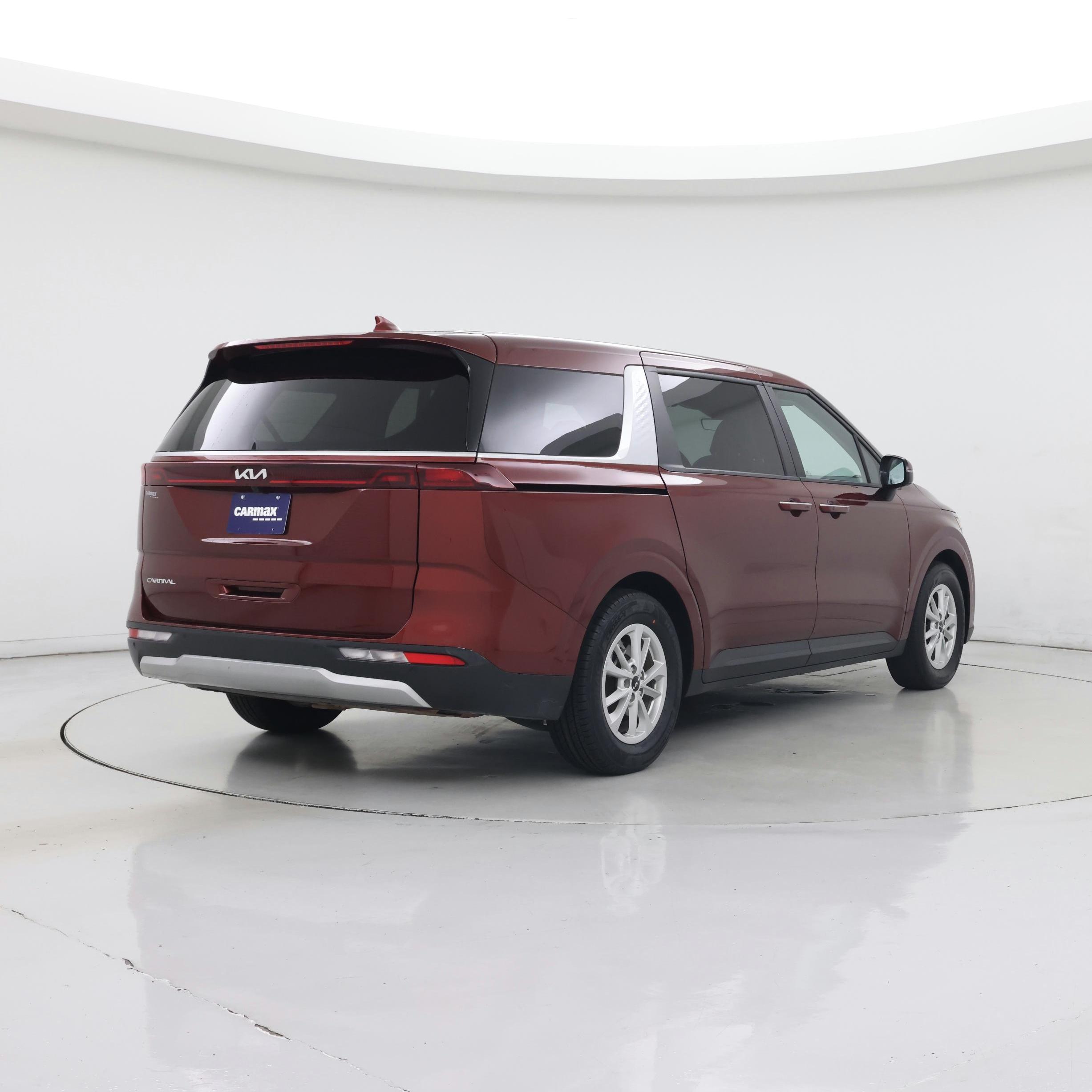 Thumbnail: 2024 Kia Carnival - 8