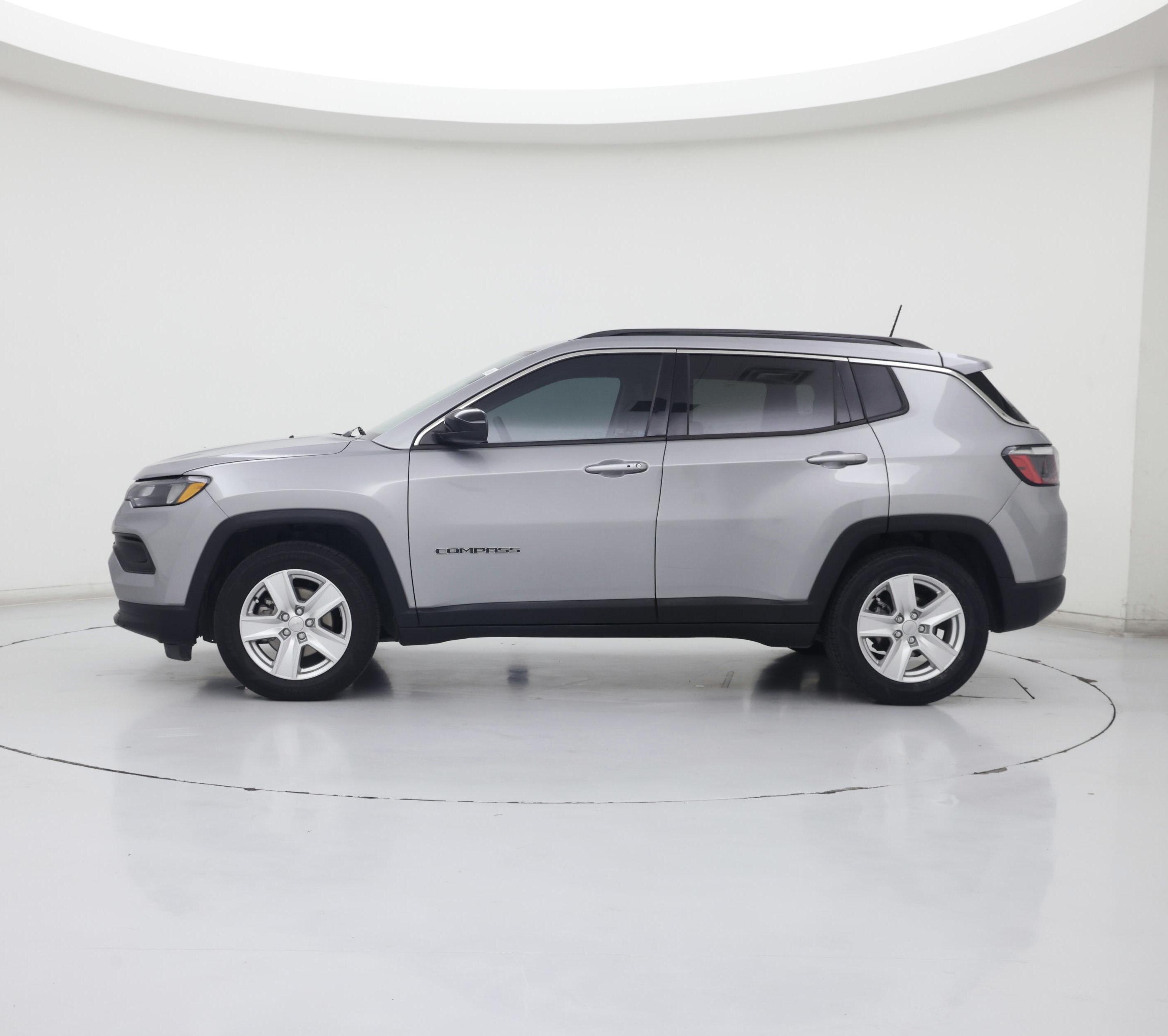 Thumbnail: 2022 Jeep Compass - 3