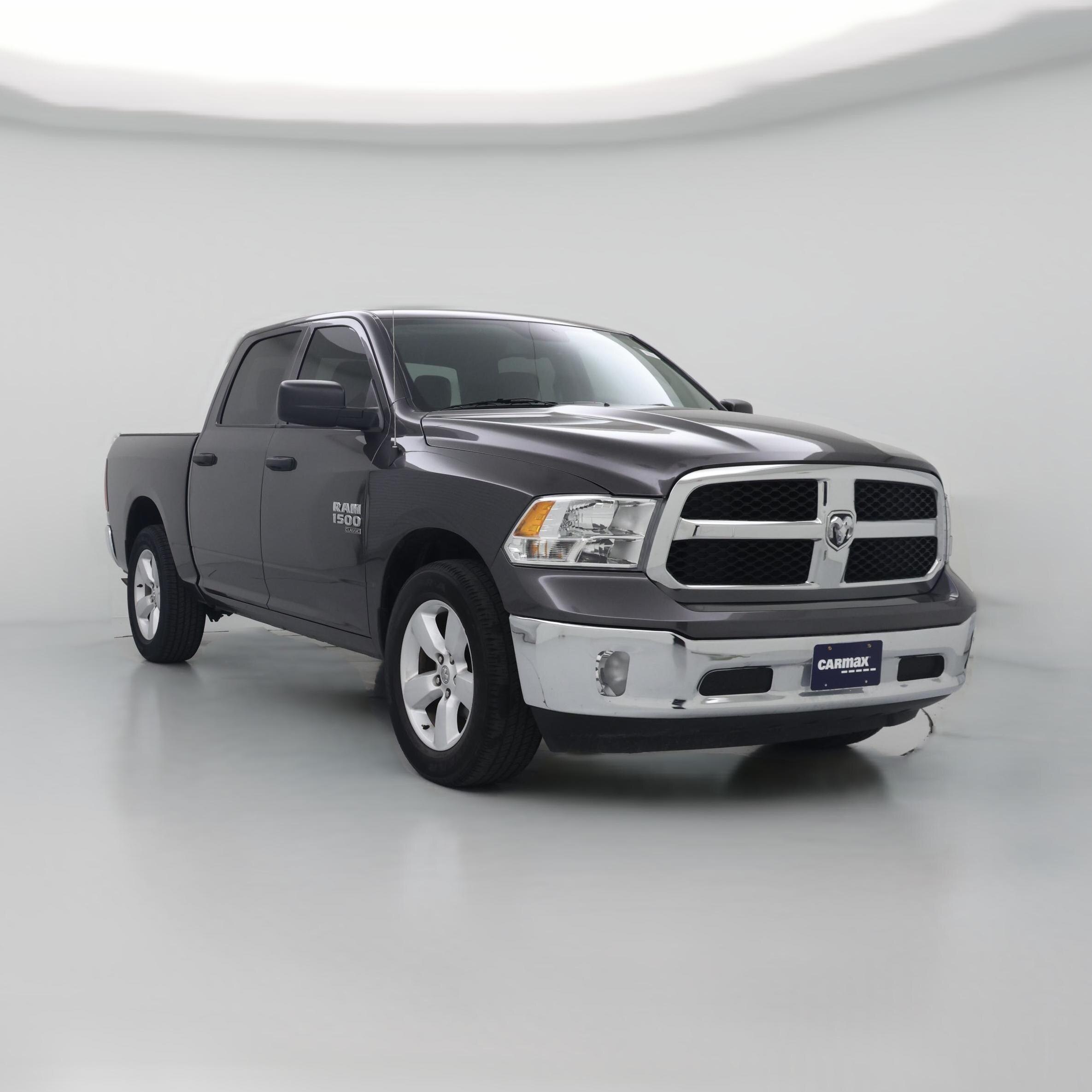Thumbnail: 2024 RAM 1500 Classic - 1