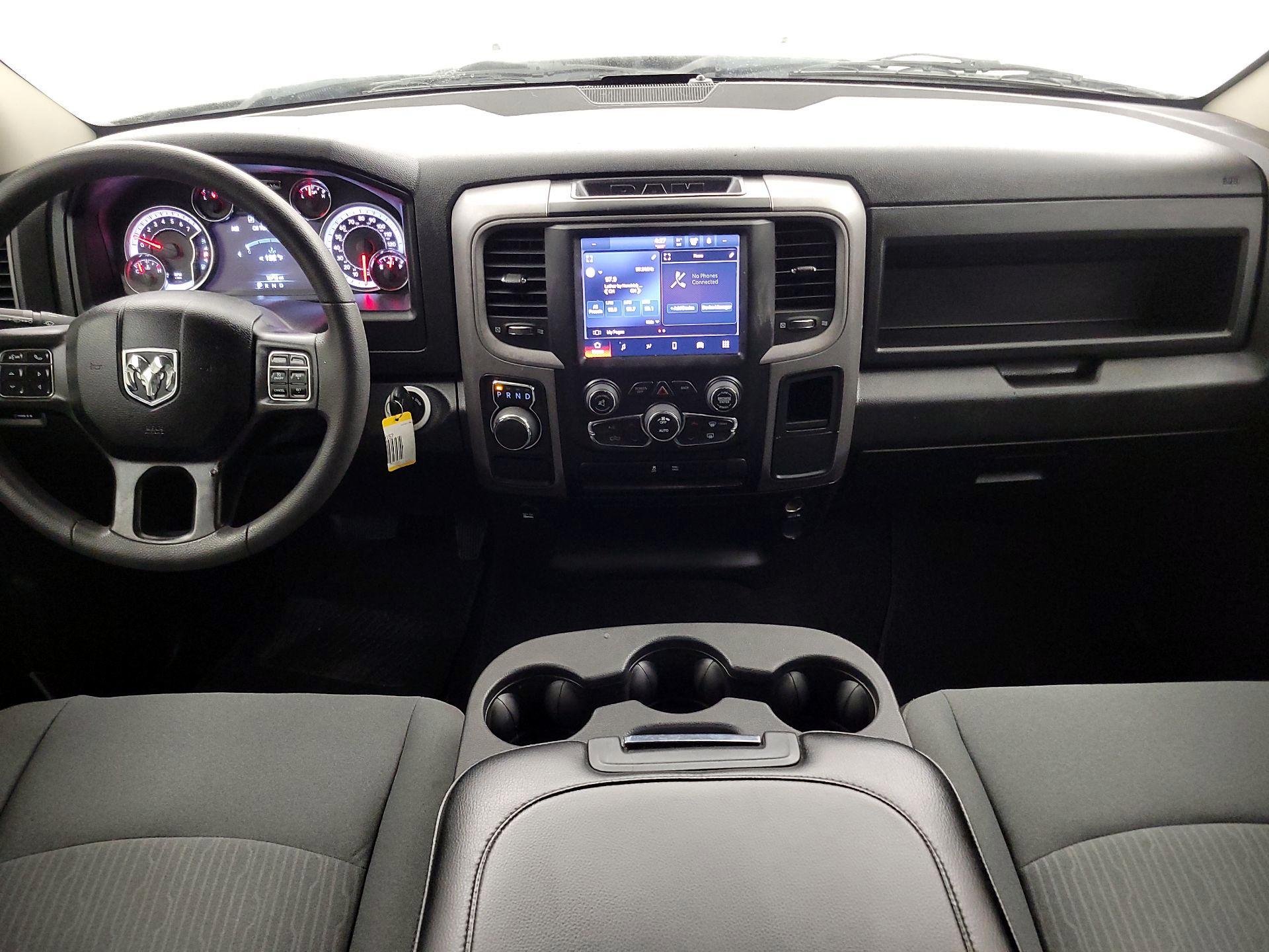 Thumbnail: 2024 RAM 1500 Classic - 9