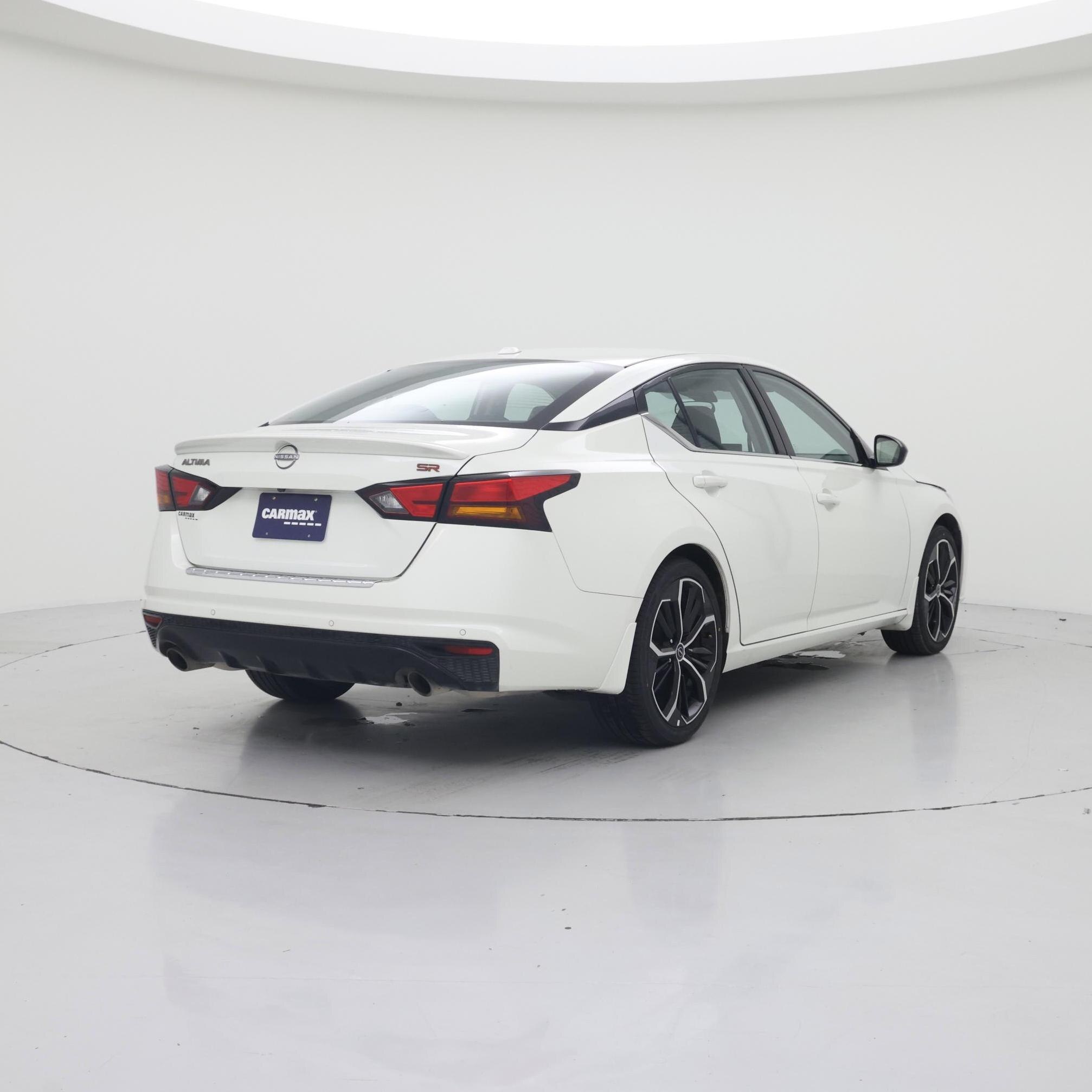 Thumbnail: 2023 Nissan Altima - 8