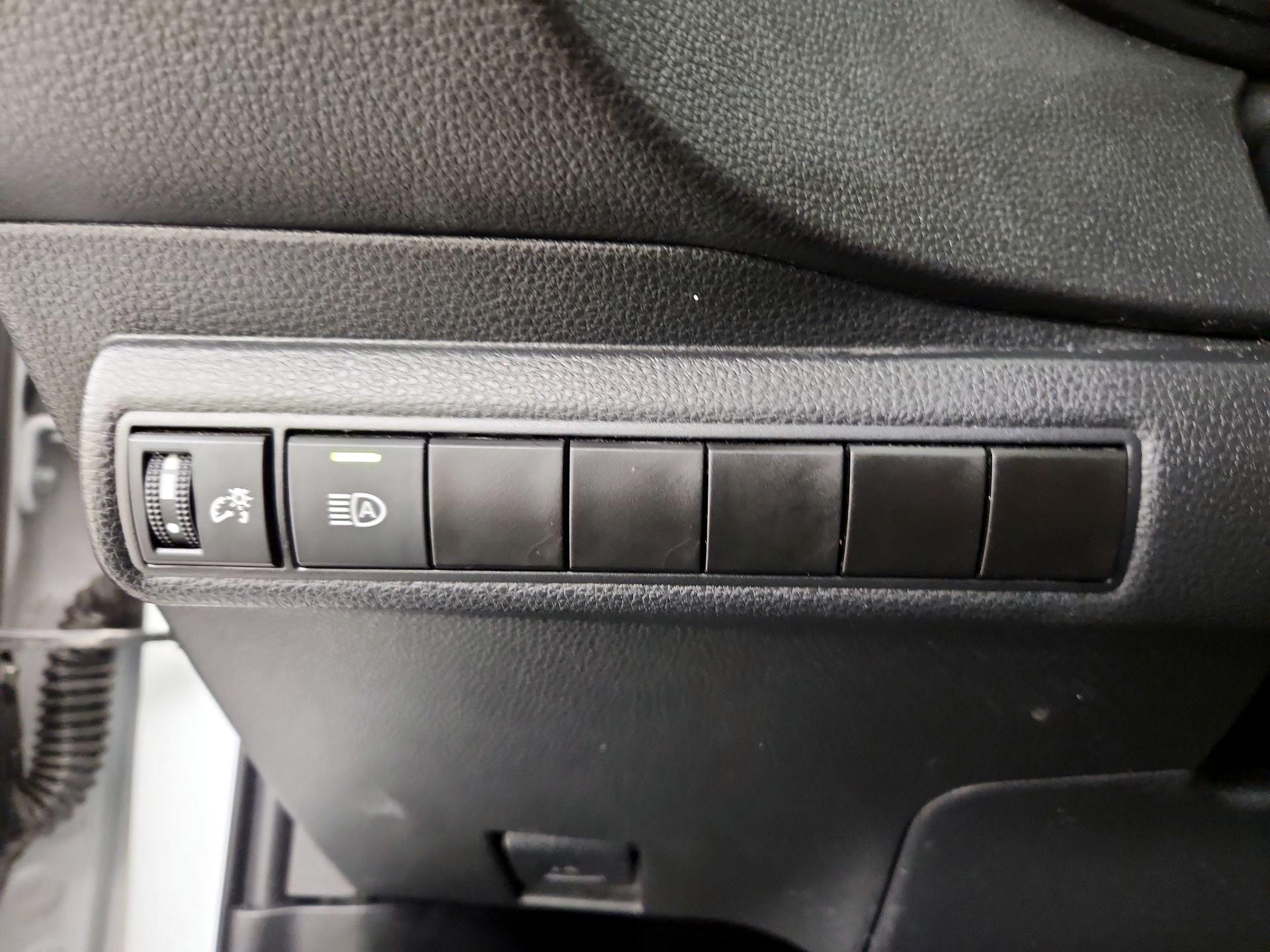 Thumbnail: 2024 Toyota Corolla - 13