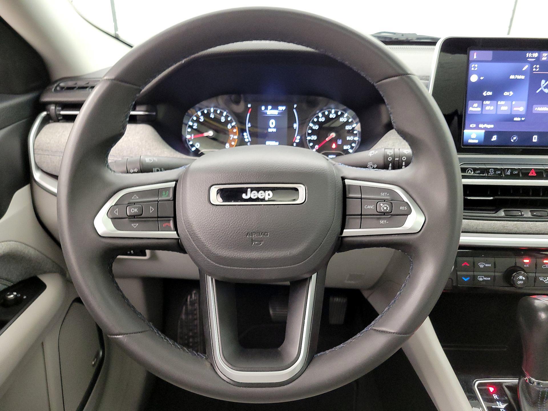 Thumbnail: 2022 Jeep Compass - 10