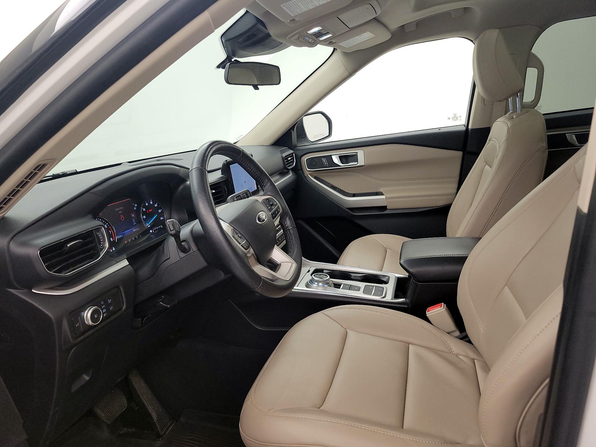 Thumbnail: 2022 Ford Explorer - 11