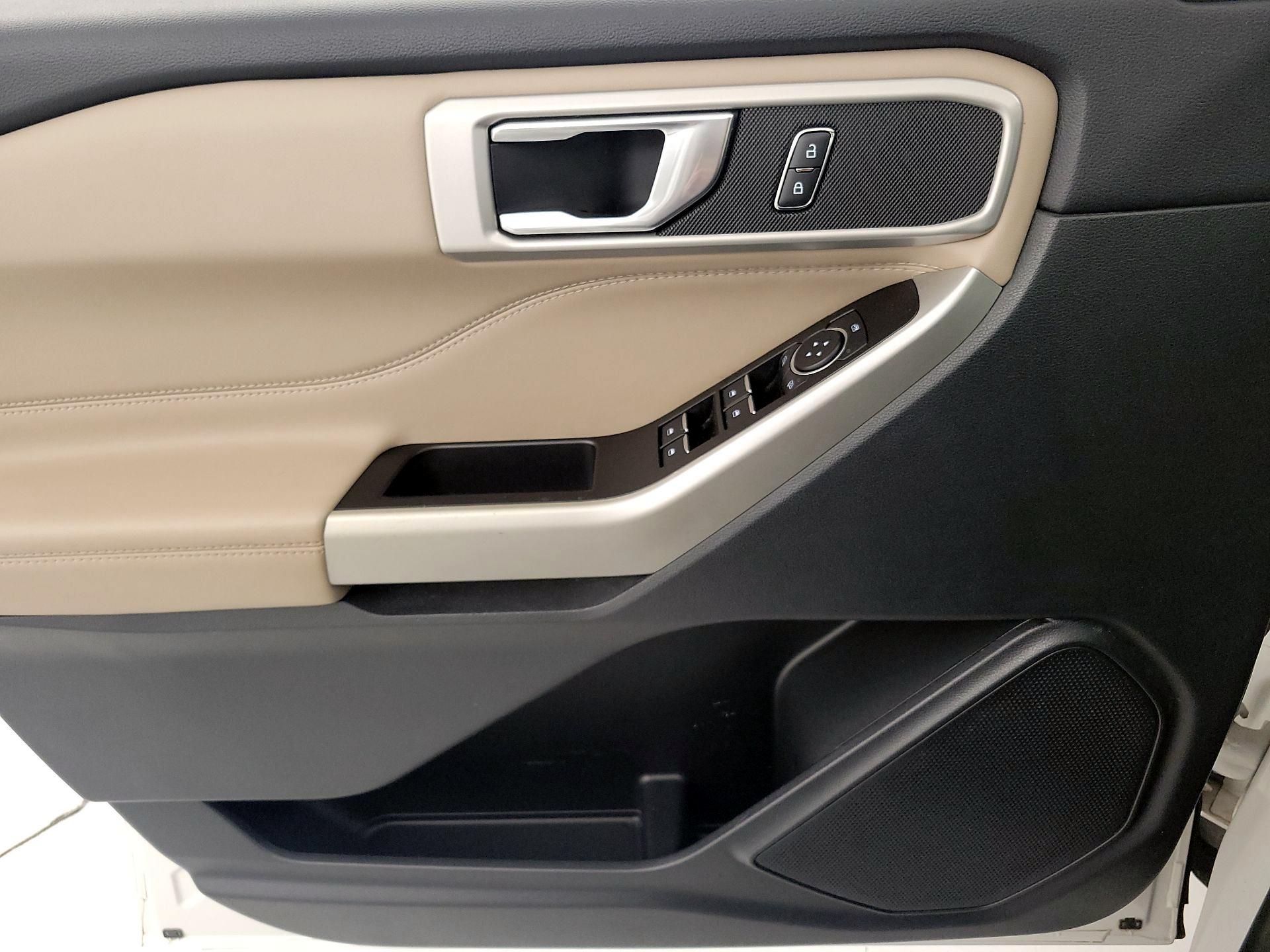 Thumbnail: 2022 Ford Explorer - 12