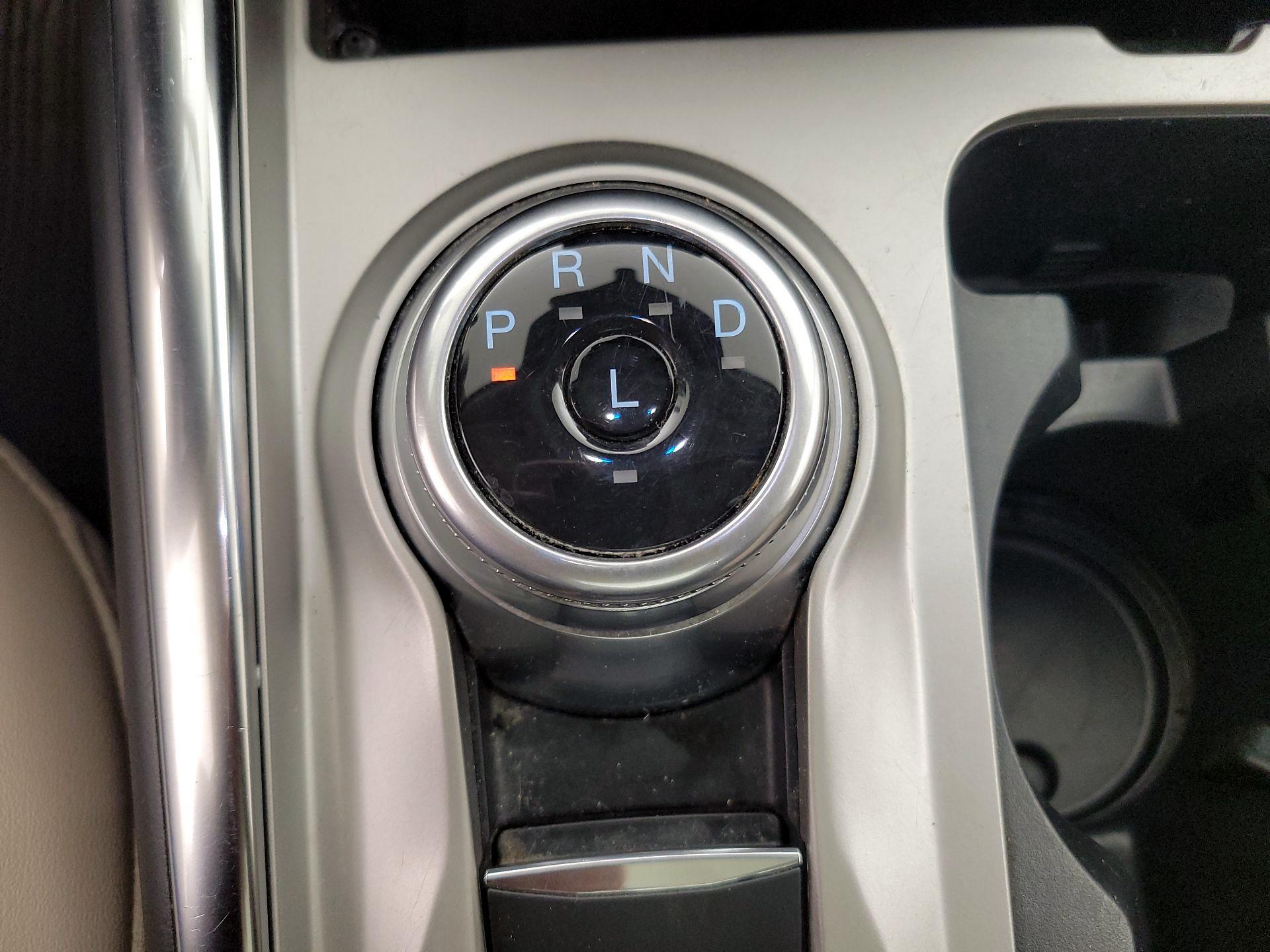 Thumbnail: 2022 Ford Explorer - 18