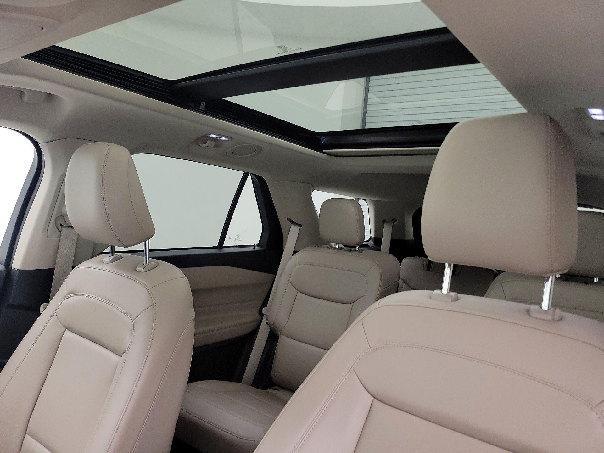 Thumbnail: 2022 Ford Explorer - 20