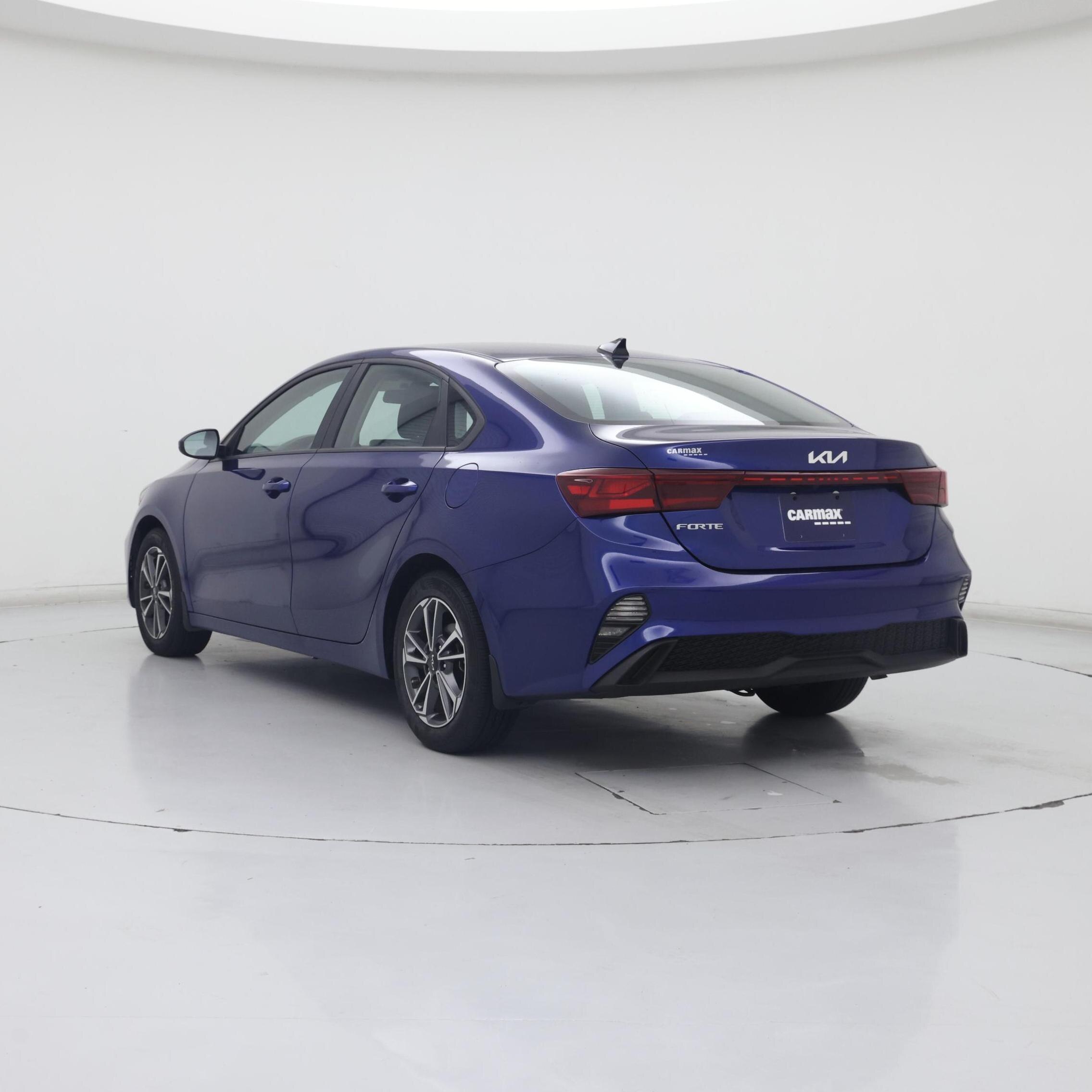 Thumbnail: 2023 Kia Forte - 2