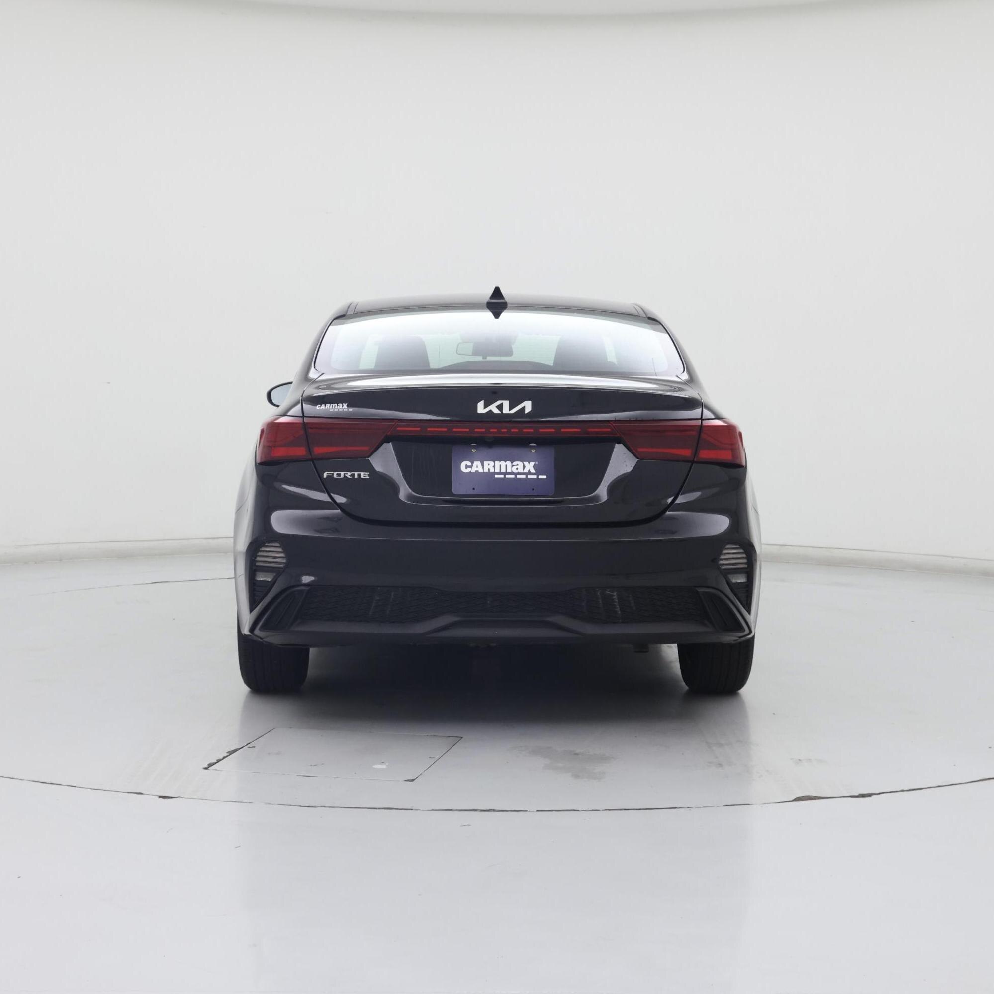 Thumbnail: 2023 Kia Forte - 6