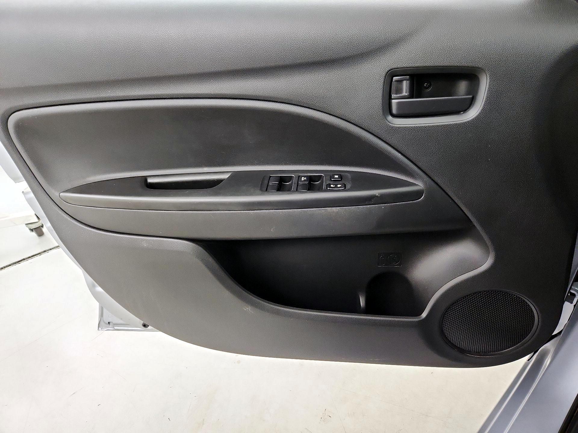 Thumbnail: 2023 Mitsubishi Mirage G4 - 12