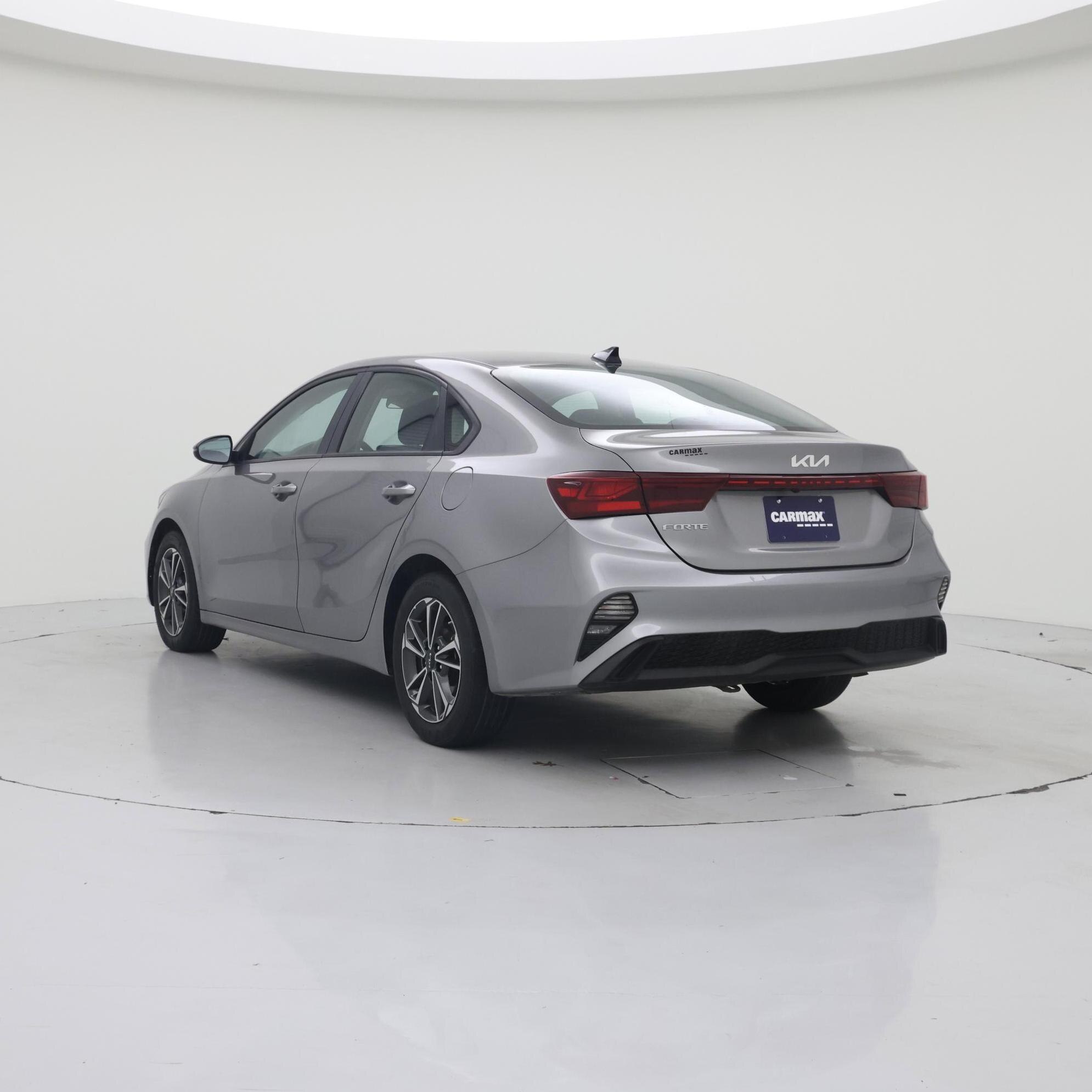 Thumbnail: 2023 Kia Forte - 2