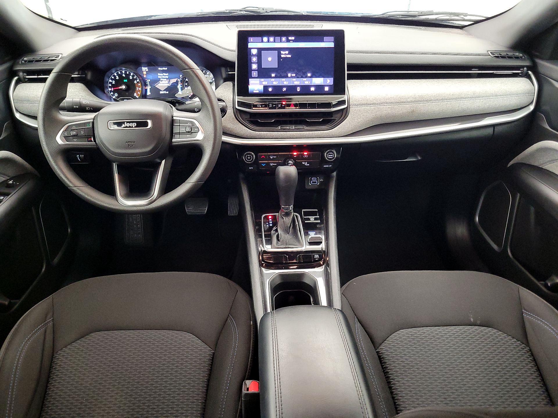 Thumbnail: 2023 Jeep Compass - 9