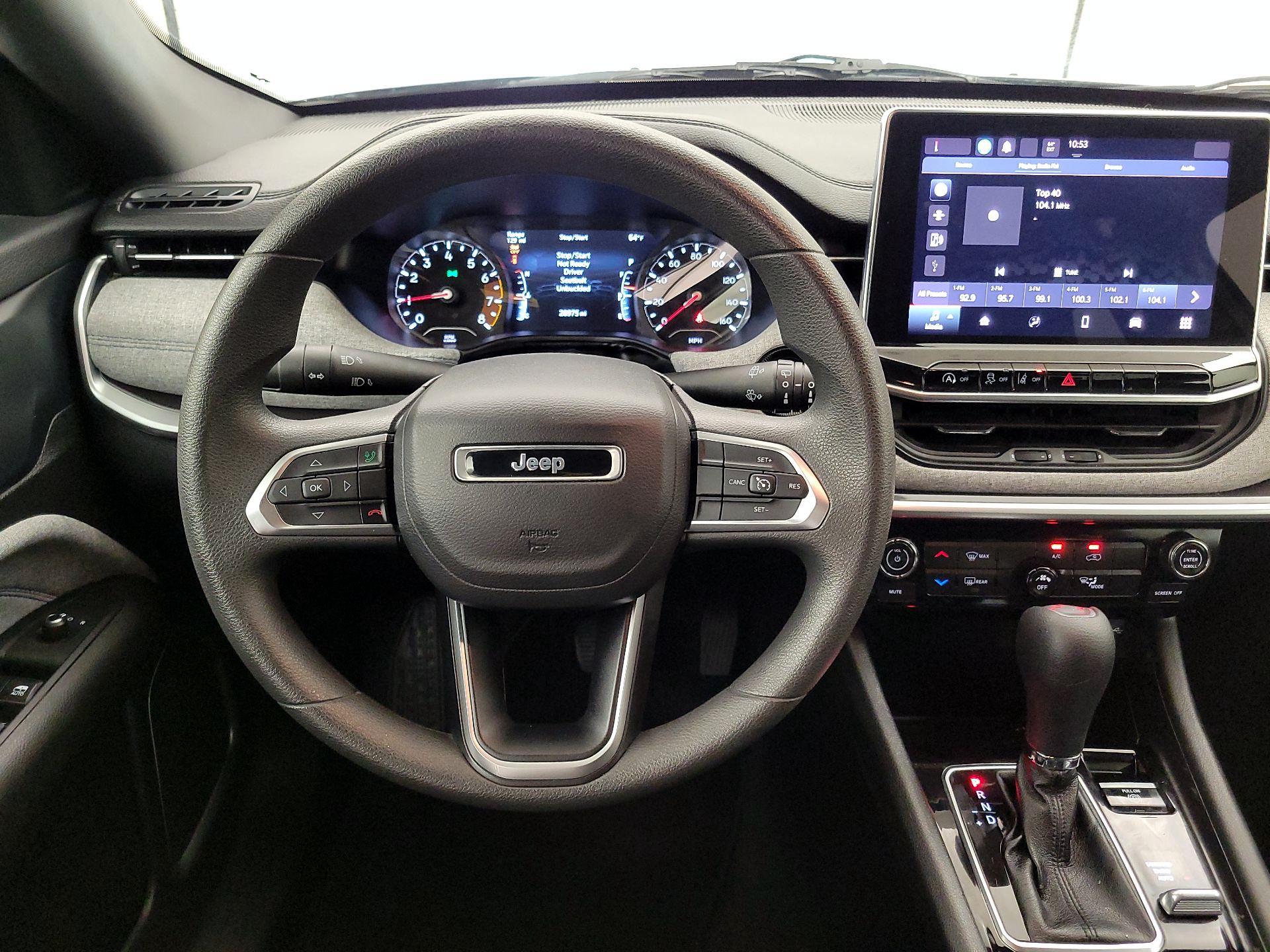 Thumbnail: 2023 Jeep Compass - 10