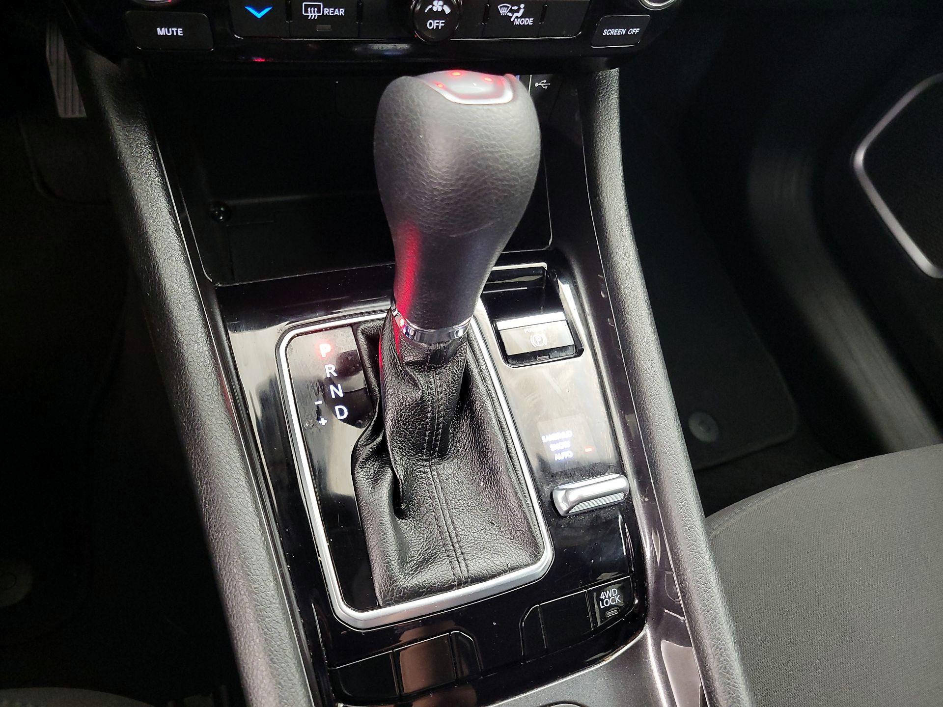 Thumbnail: 2023 Jeep Compass - 17