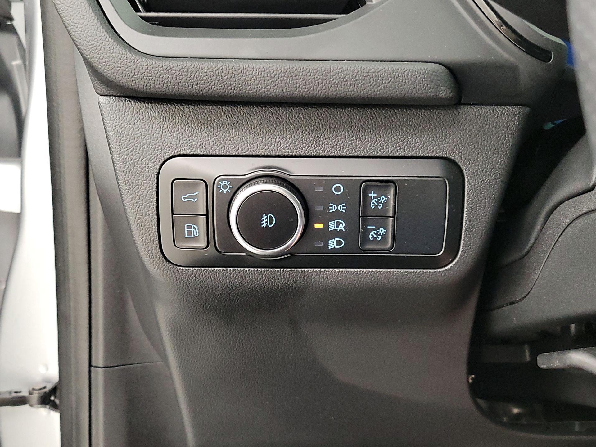 Thumbnail: 2023 Ford Escape - 13