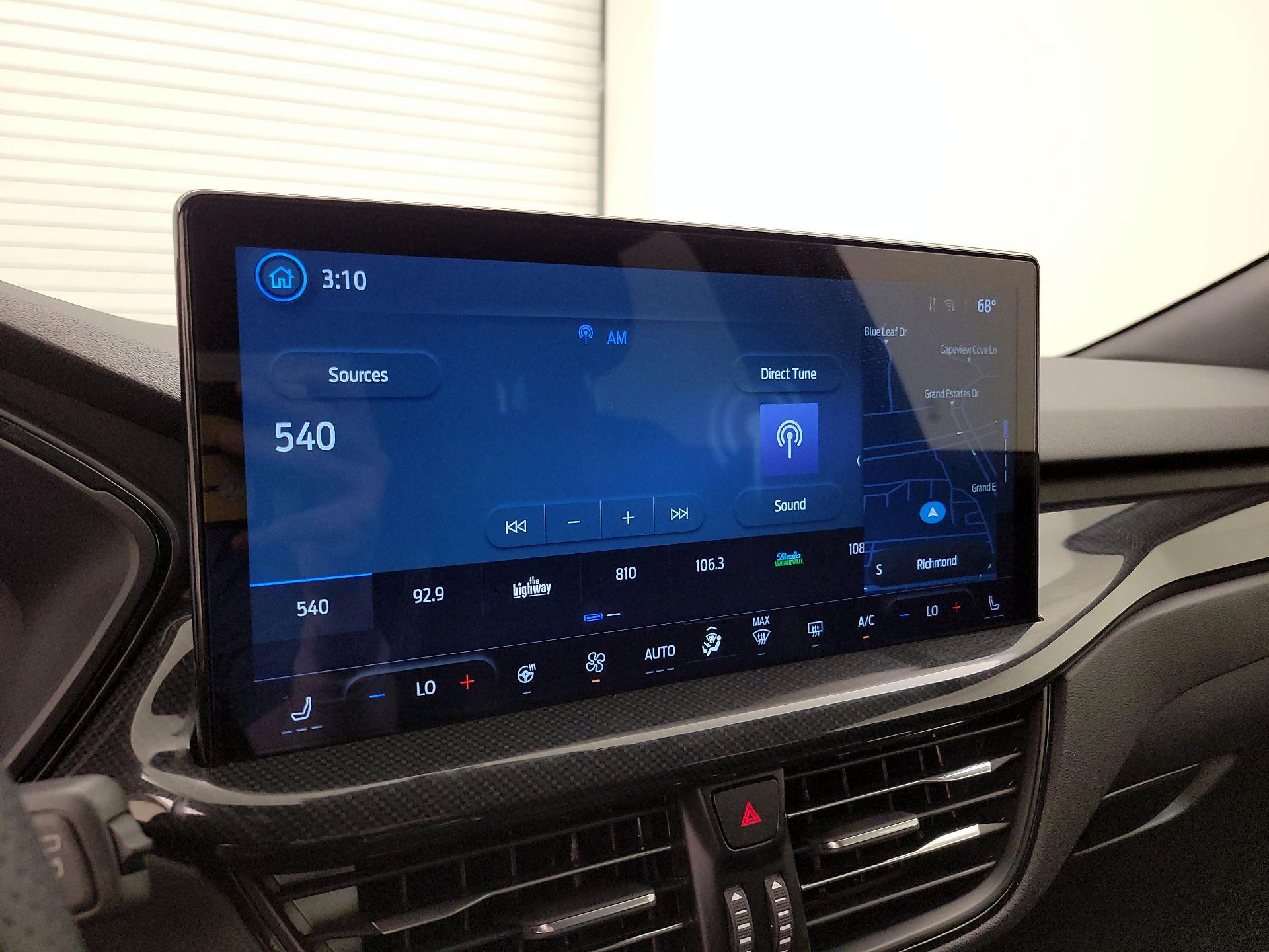 Thumbnail: 2023 Ford Escape - 16