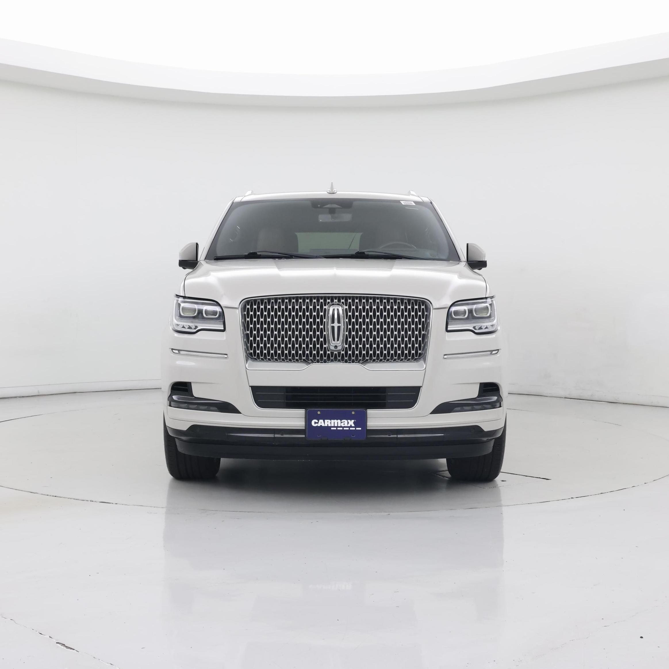 Thumbnail: 2022 Lincoln Navigator L - 5