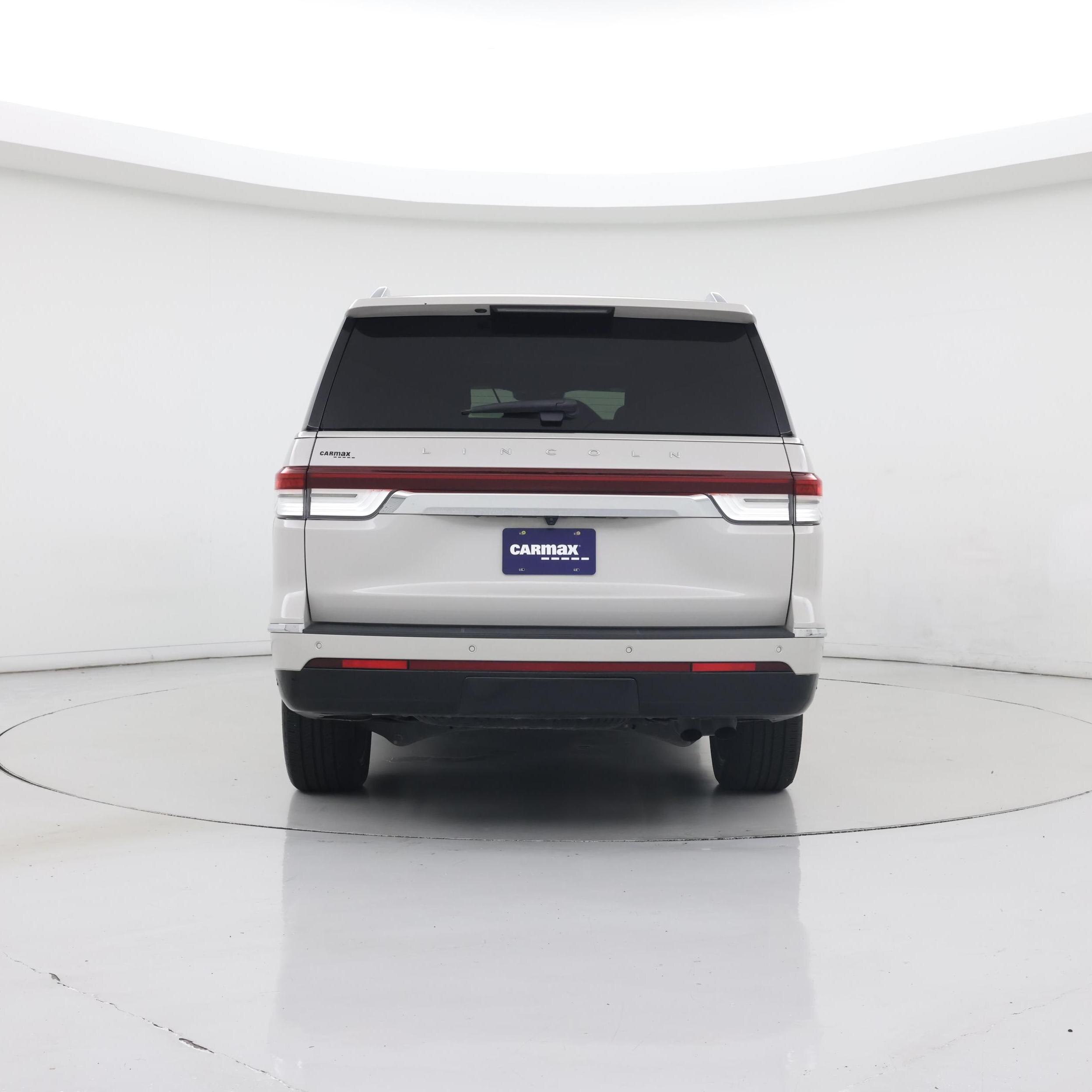 Thumbnail: 2022 Lincoln Navigator L - 6