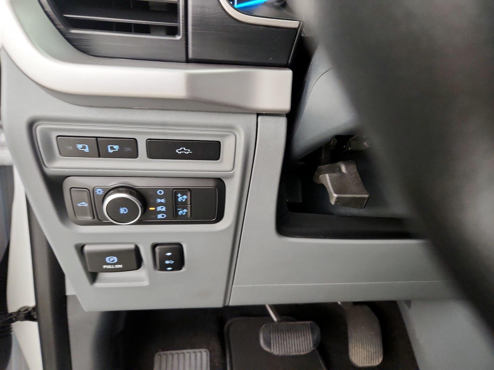 Thumbnail: 2022 Ford F-150 - 13