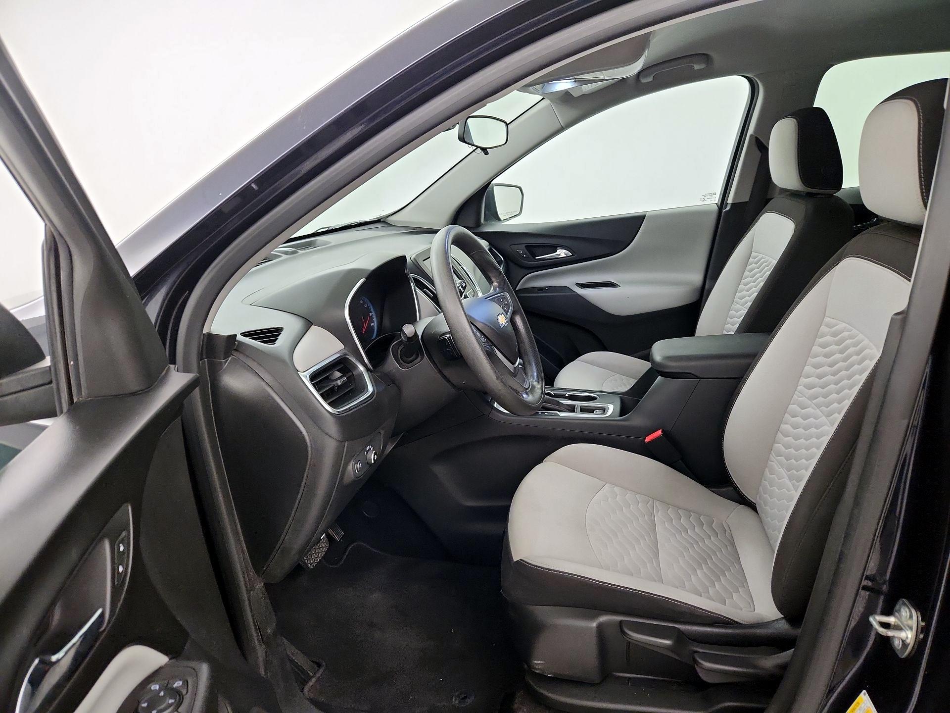 Thumbnail: 2020 Chevrolet Equinox - 11