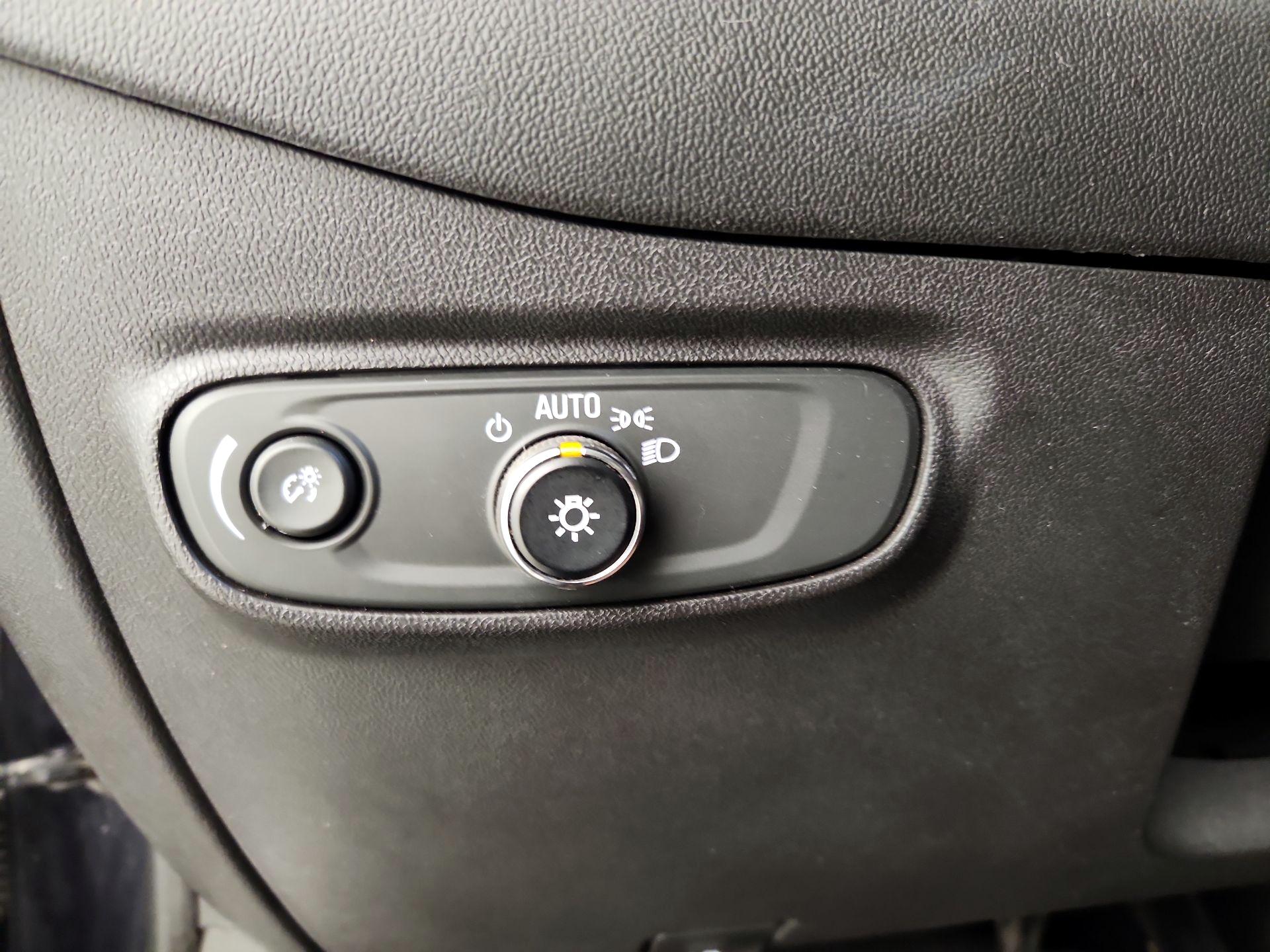 Thumbnail: 2020 Chevrolet Equinox - 13