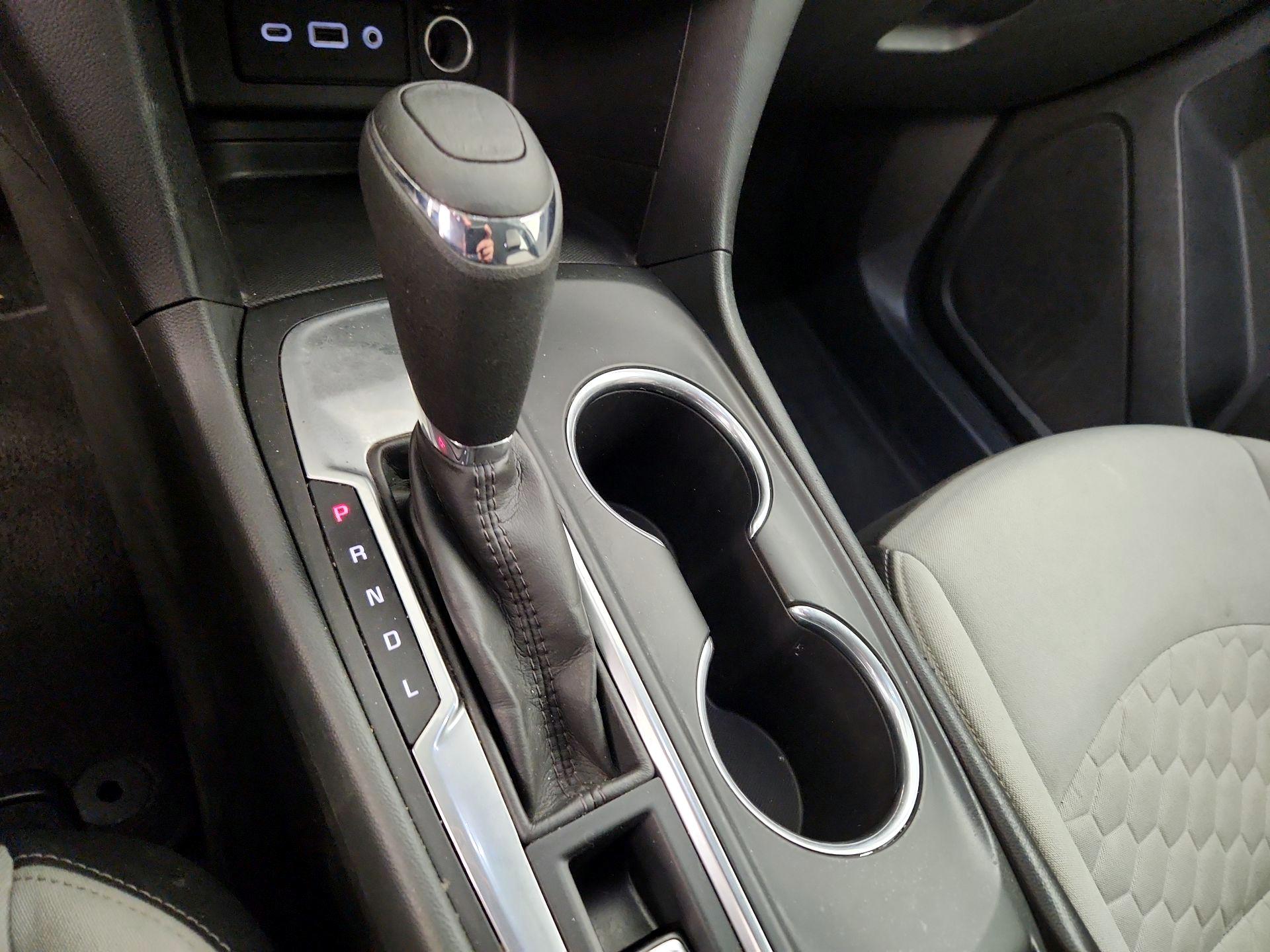 Thumbnail: 2020 Chevrolet Equinox - 17