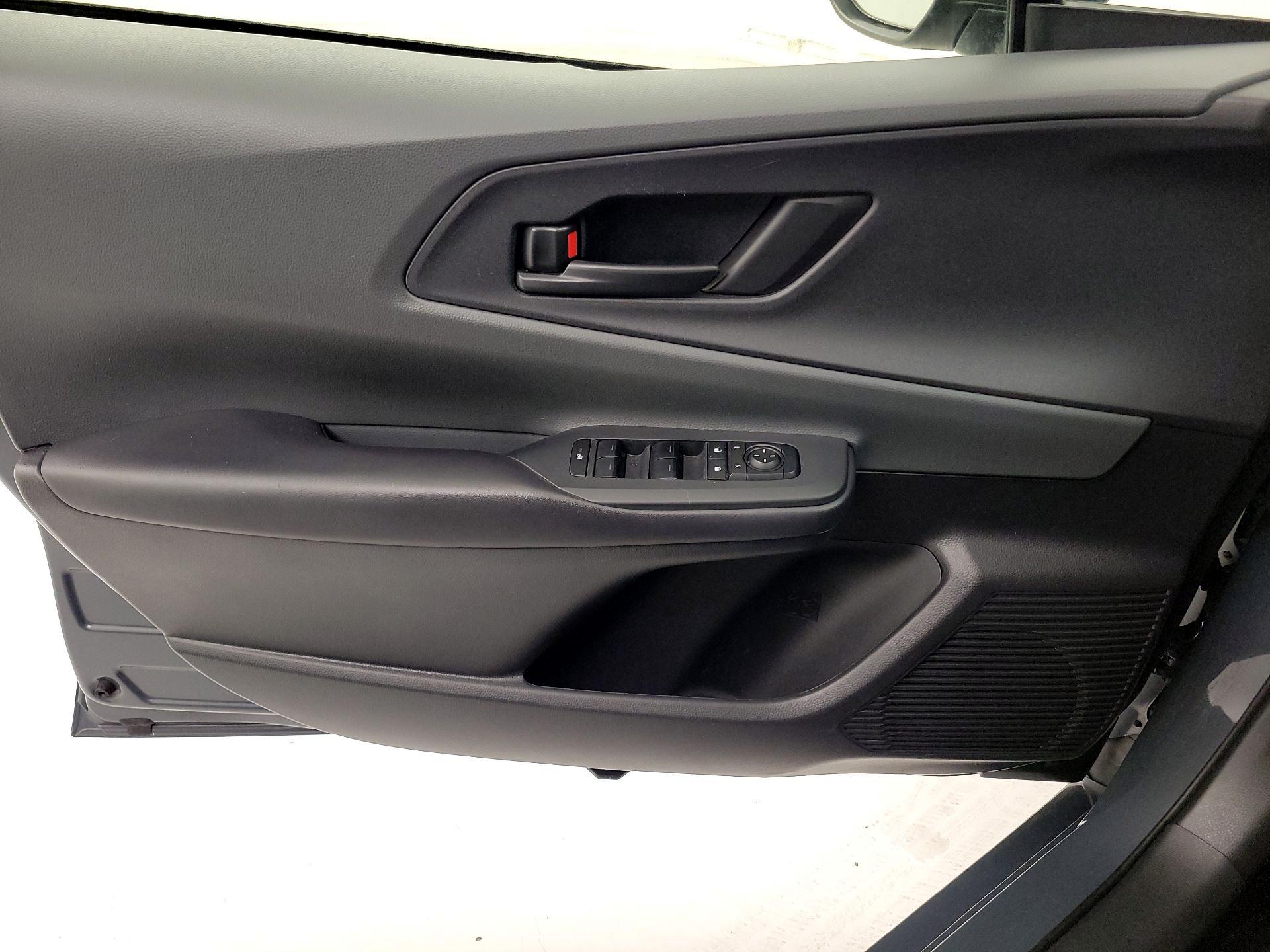 Thumbnail: 2024 Toyota Prius - 12