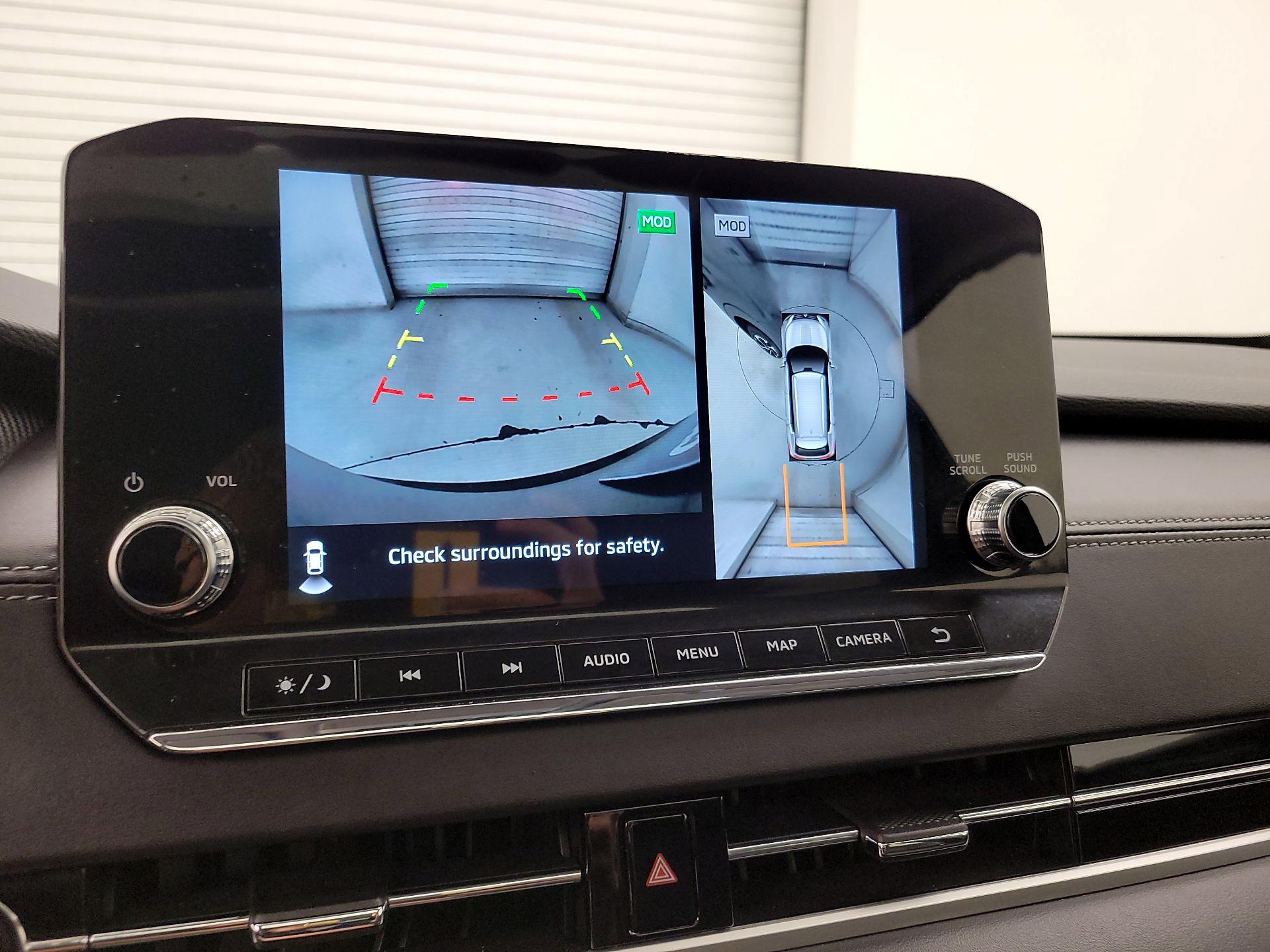 Thumbnail: 2024 Mitsubishi Outlander - 15