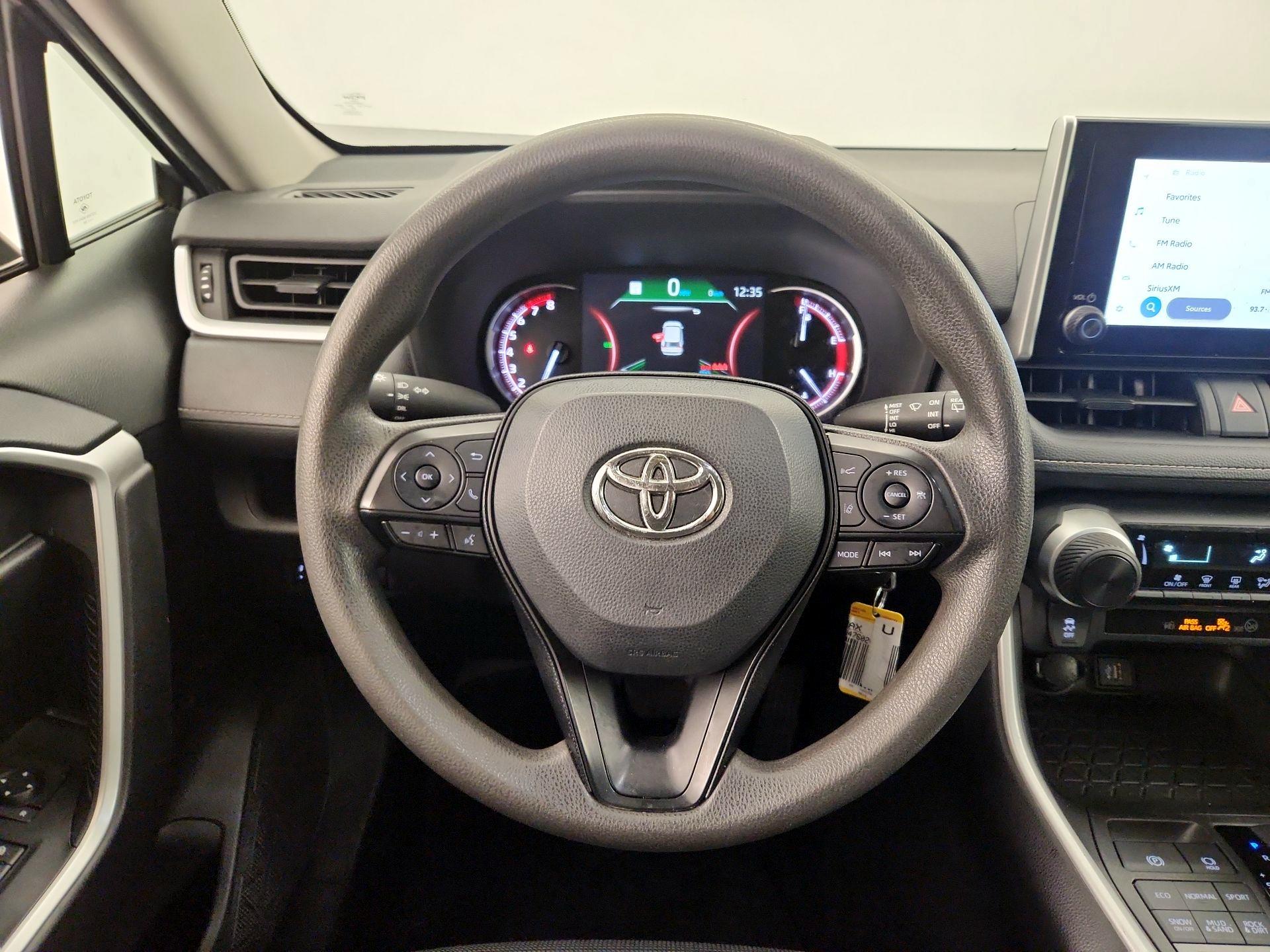 Thumbnail: 2024 Toyota RAV4 - 10