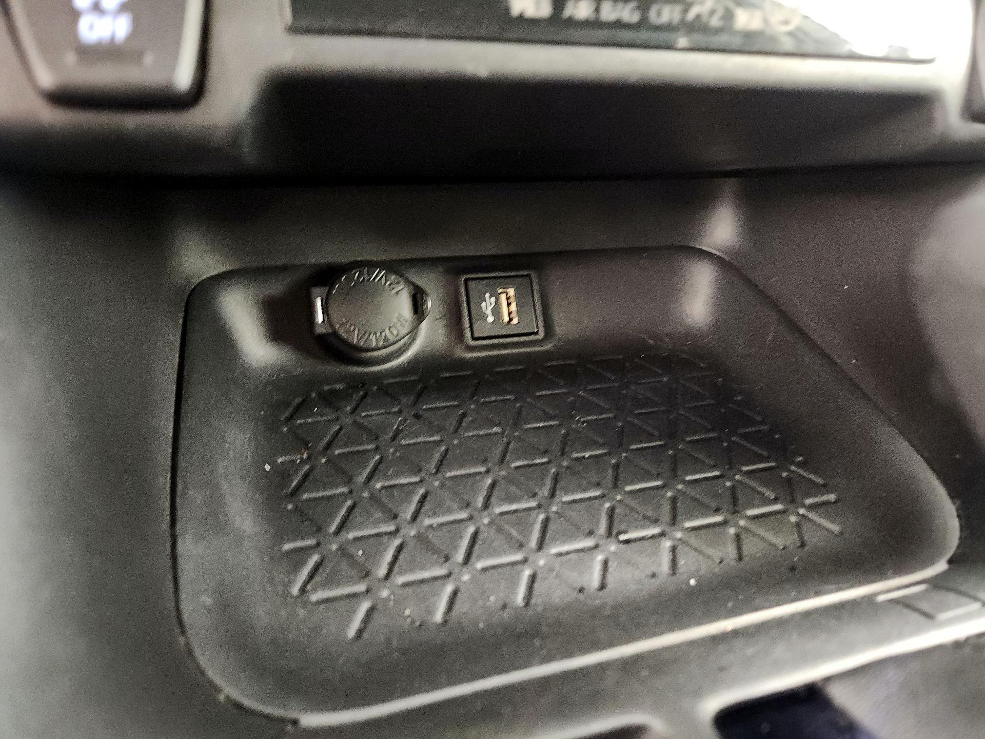 Thumbnail: 2024 Toyota RAV4 - 18