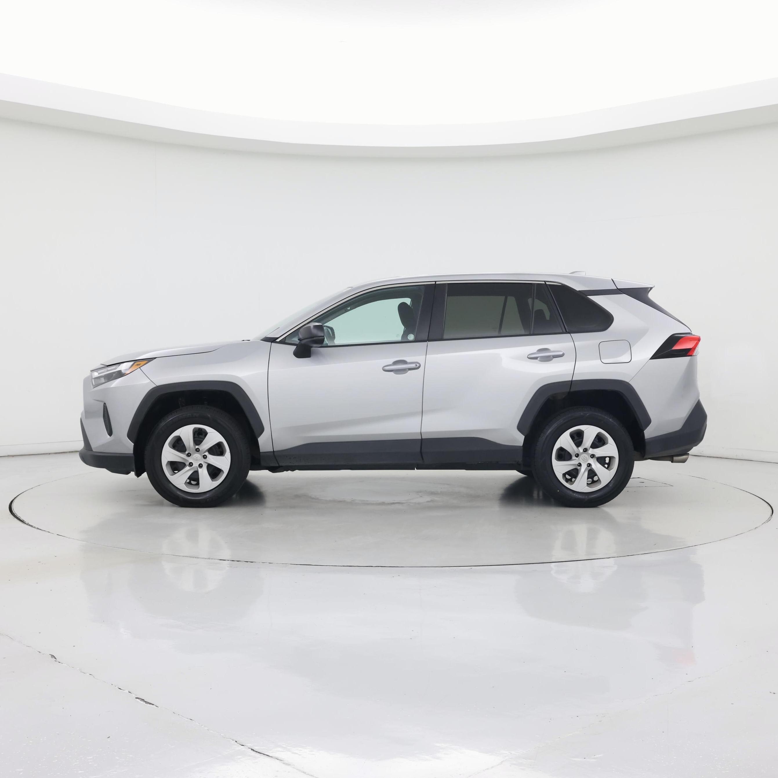 Thumbnail: 2024 Toyota RAV4 - 3