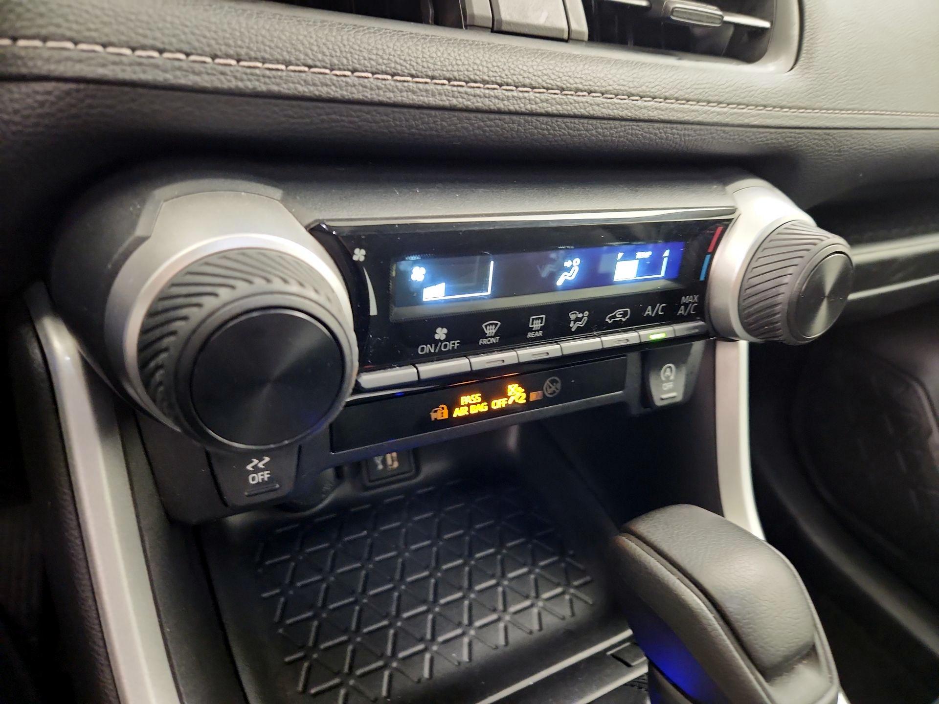 Thumbnail: 2024 Toyota RAV4 - 16