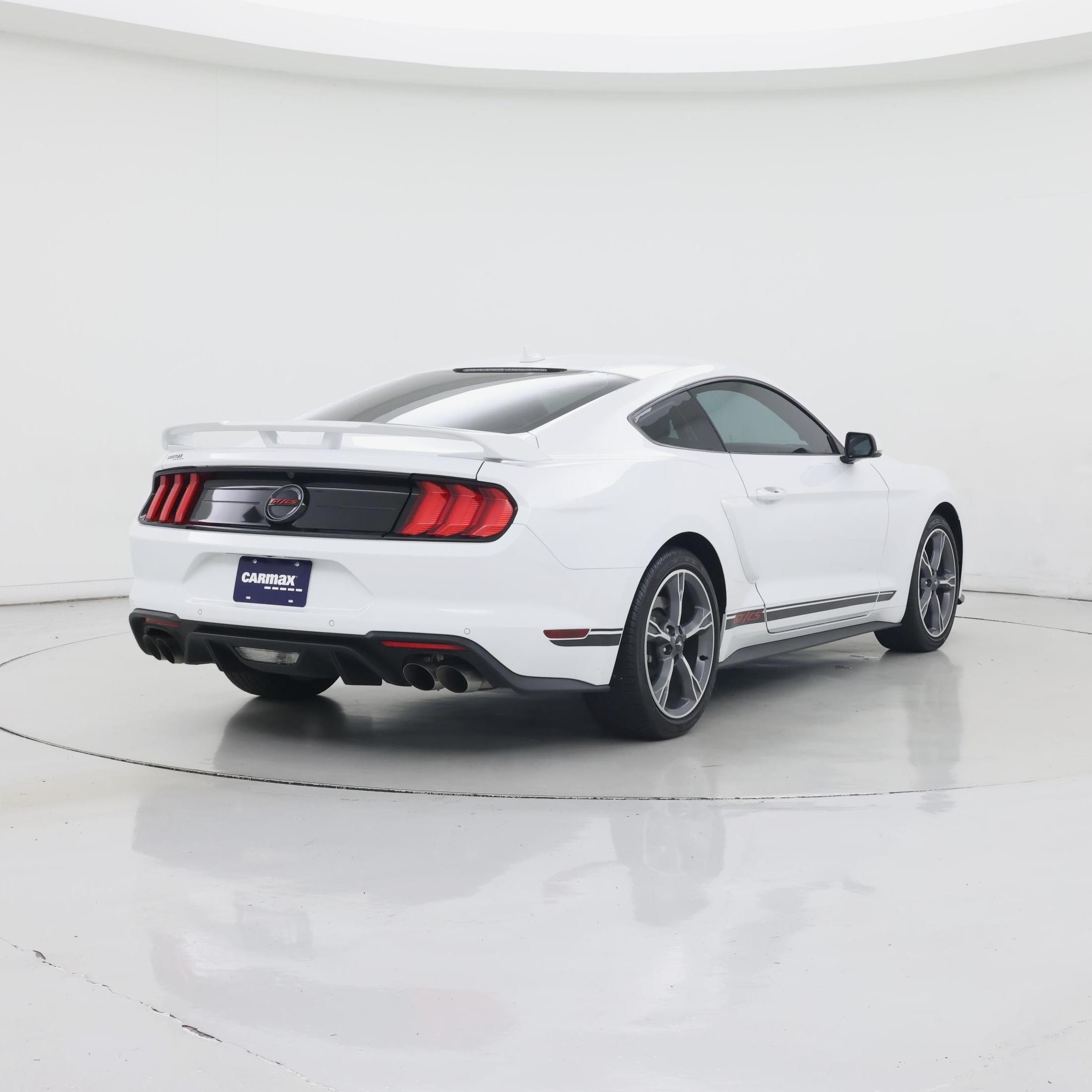 Thumbnail: 2022 Ford Mustang - 8