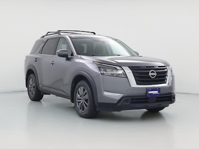 2023 Nissan Pathfinder SV