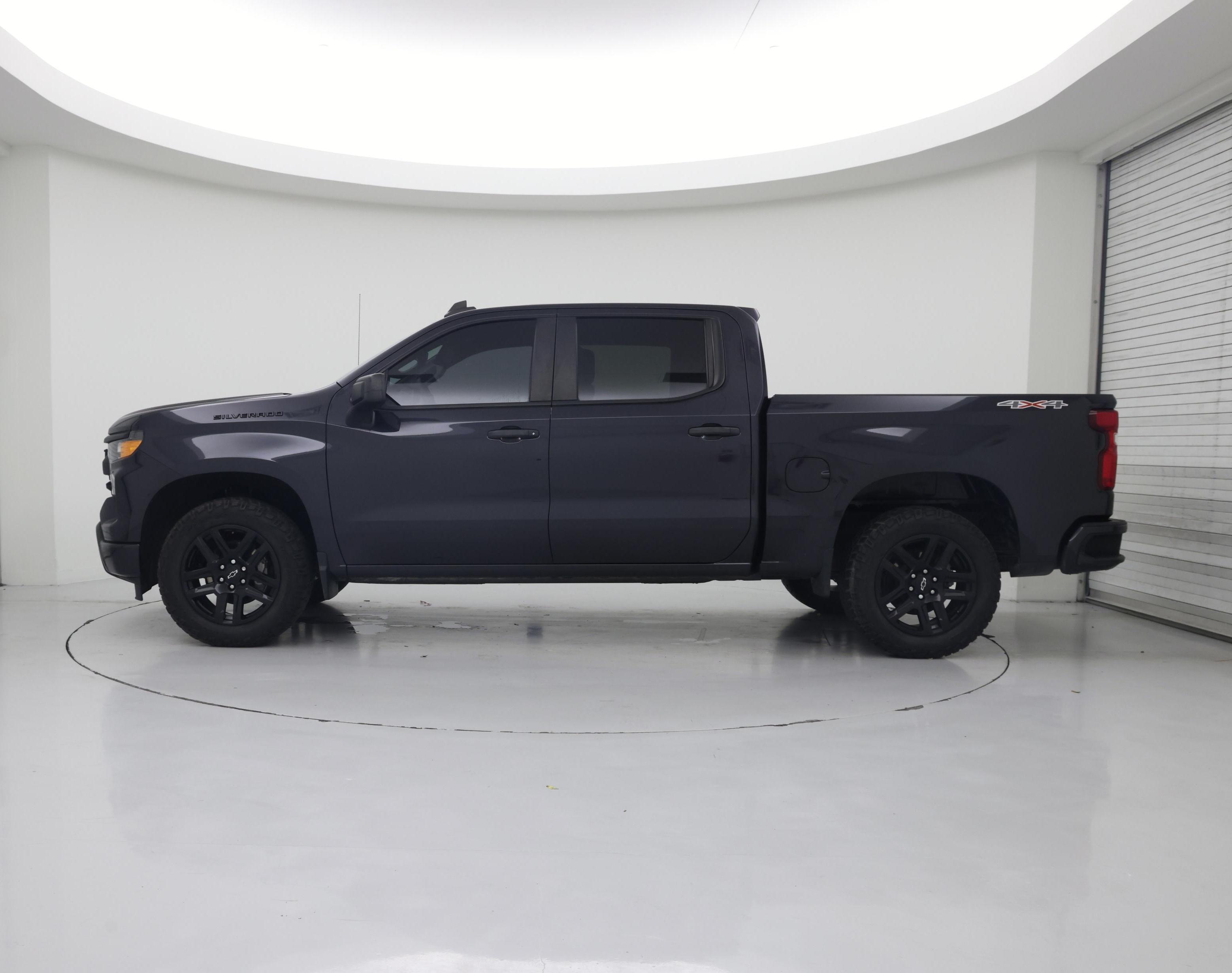 Thumbnail: 2022 Chevrolet Silverado 1500 - 3