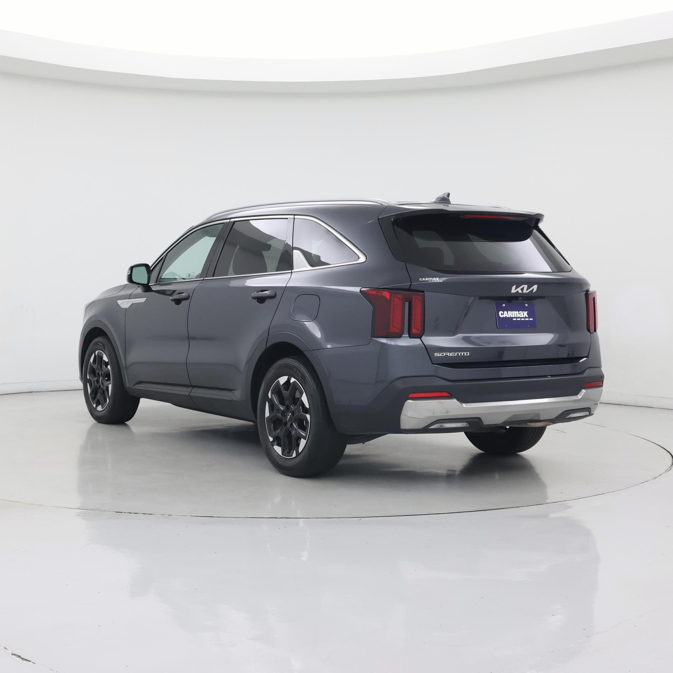 Thumbnail: 2024 Kia Sorento - 2