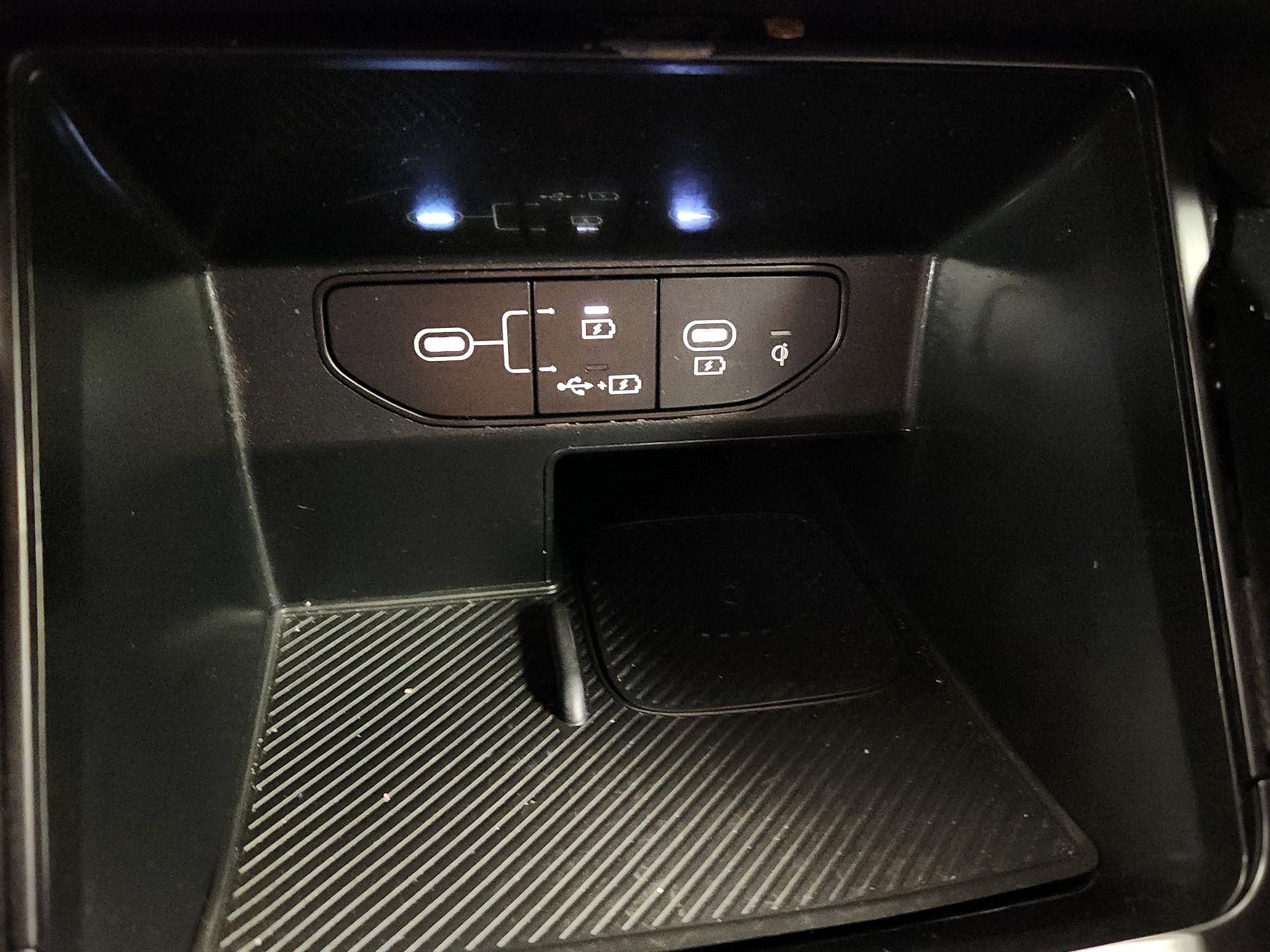 Thumbnail: 2024 Kia Sorento - 19