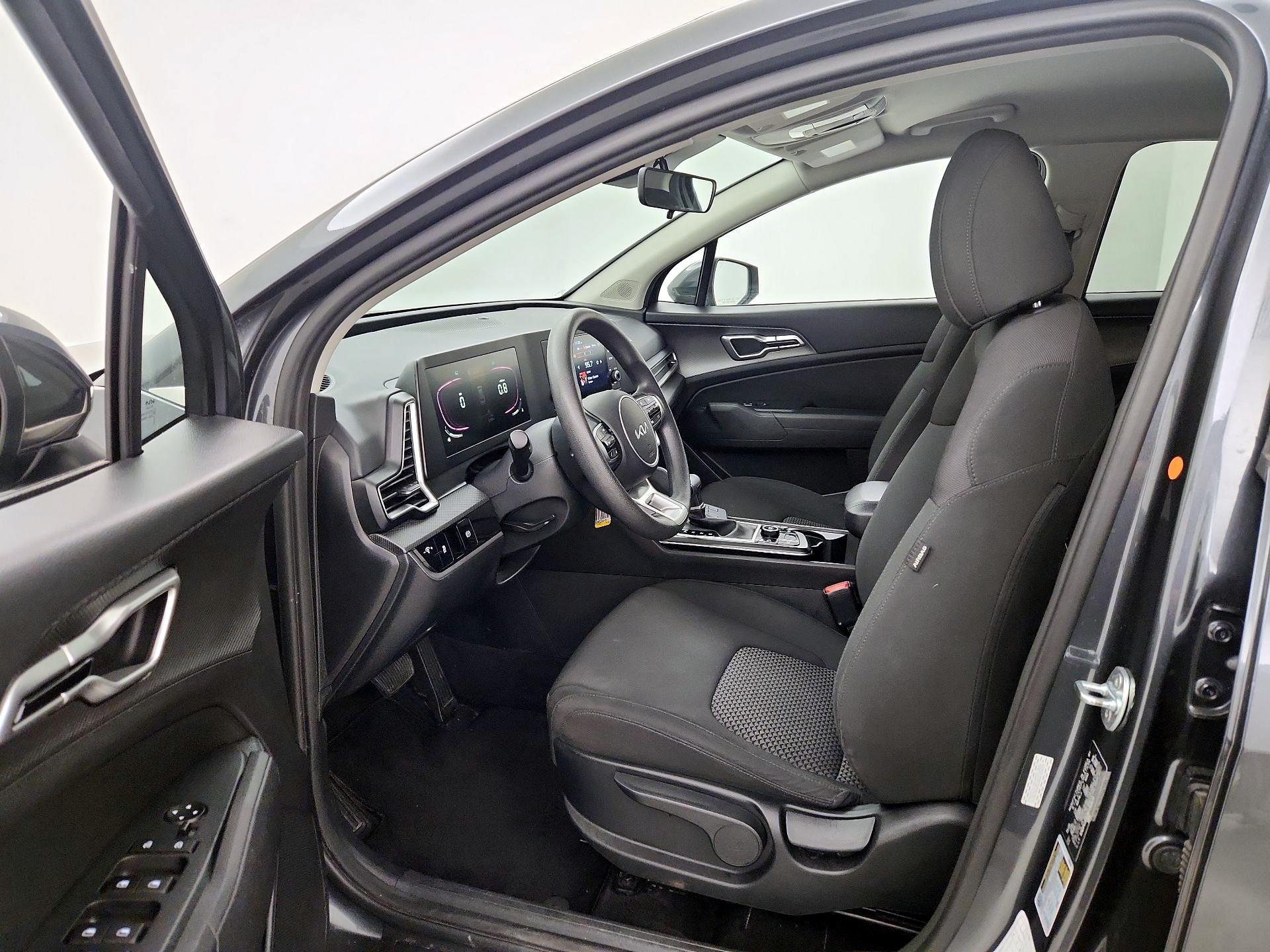 Thumbnail: 2024 Kia Sportage - 11